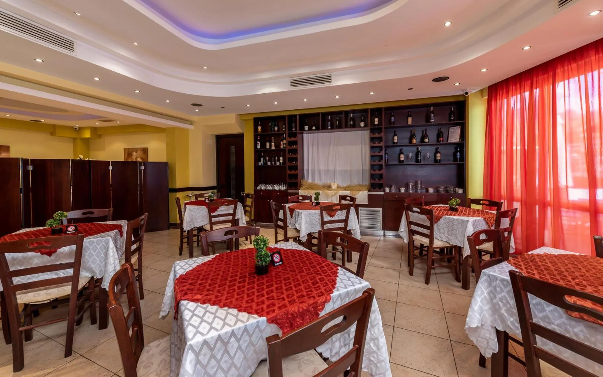 Communal lounge/ TV room in Marine Congo Hotel