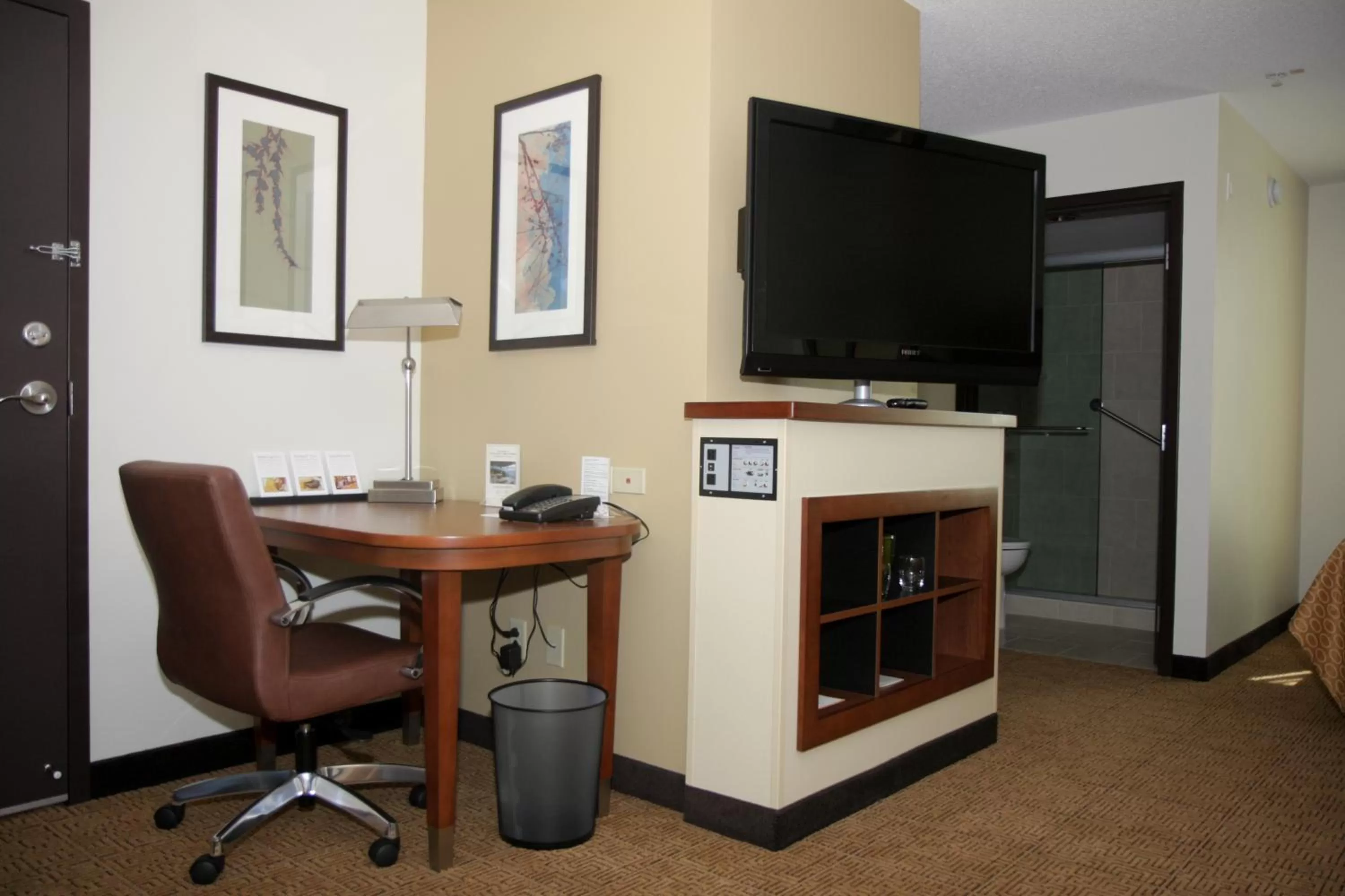 King Room with Sofa Bed - High Floor in Hyatt Place Fort Myers at the Forum