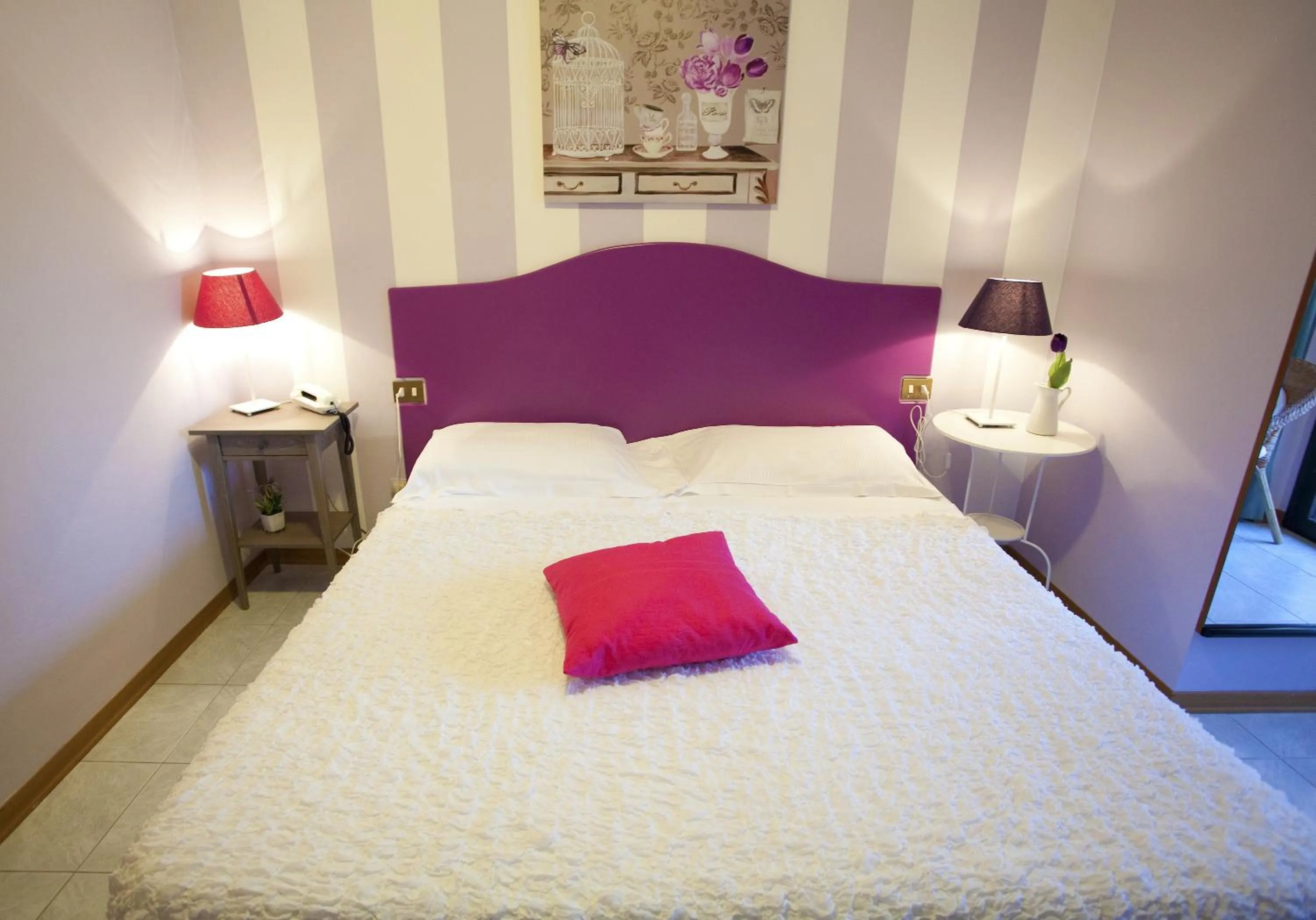 Decorative detail, Bed in Hotel Elite