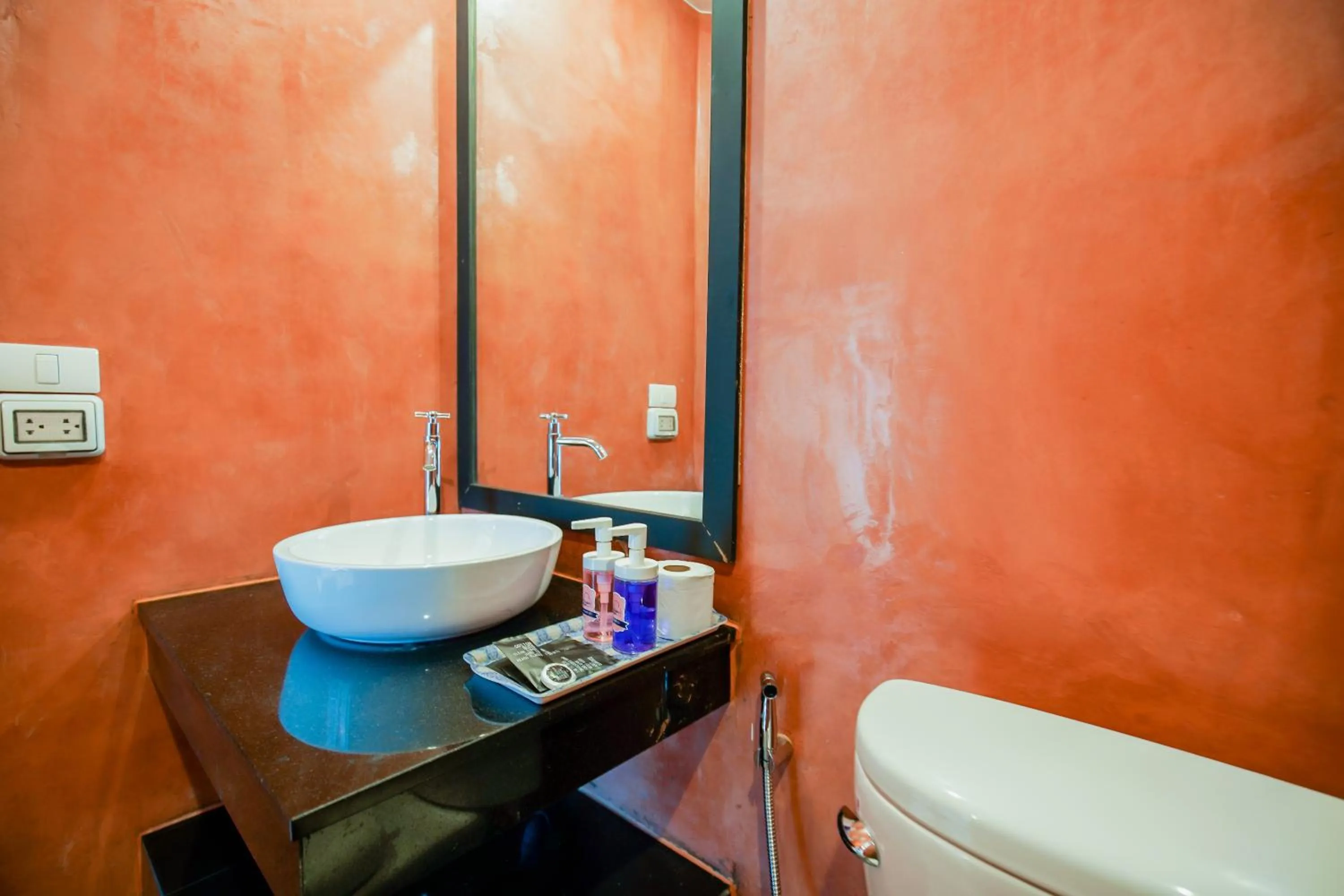 Bathroom in Khaleej Mass Hotel Patong