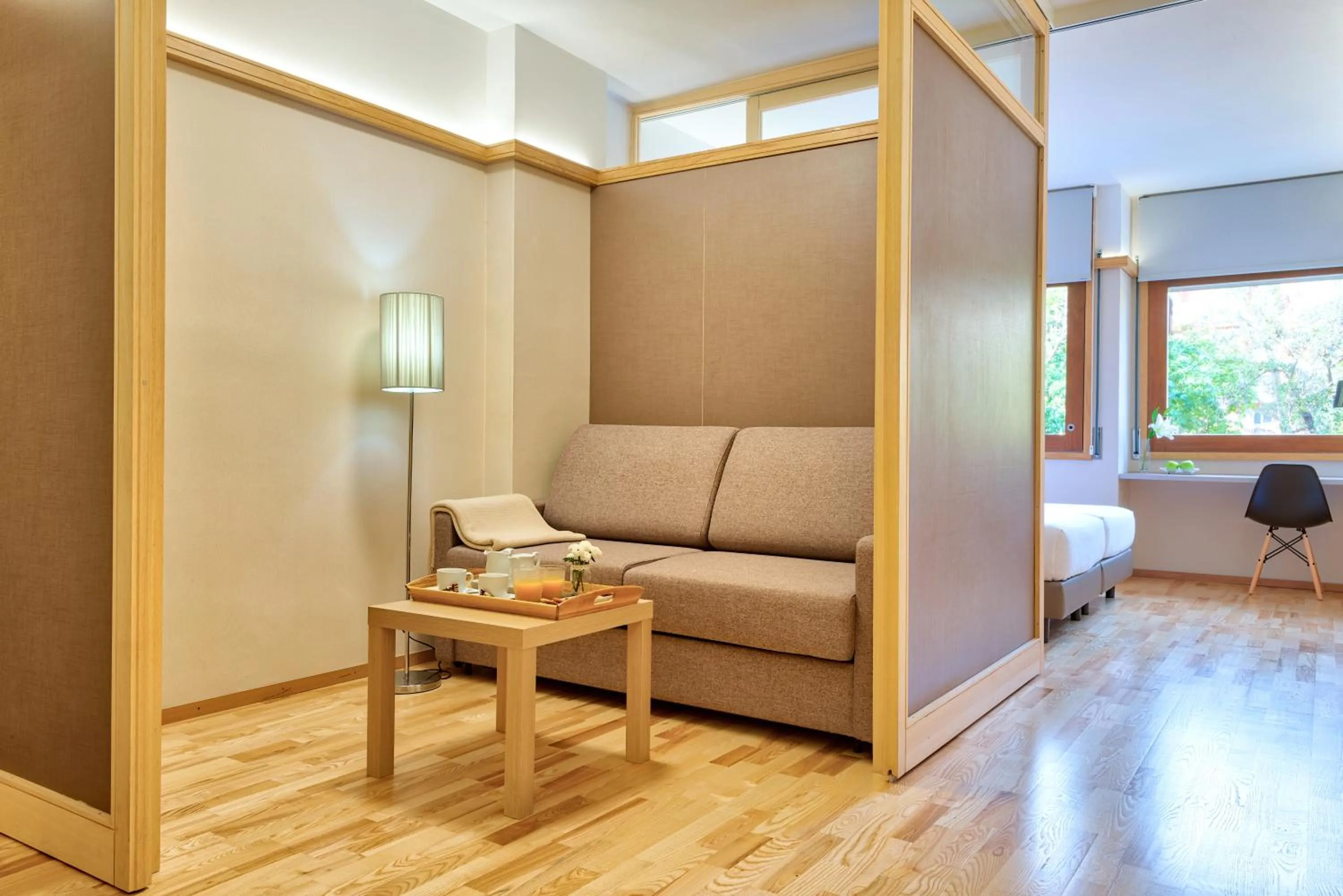 Photo of the whole room in Bonanova Suite