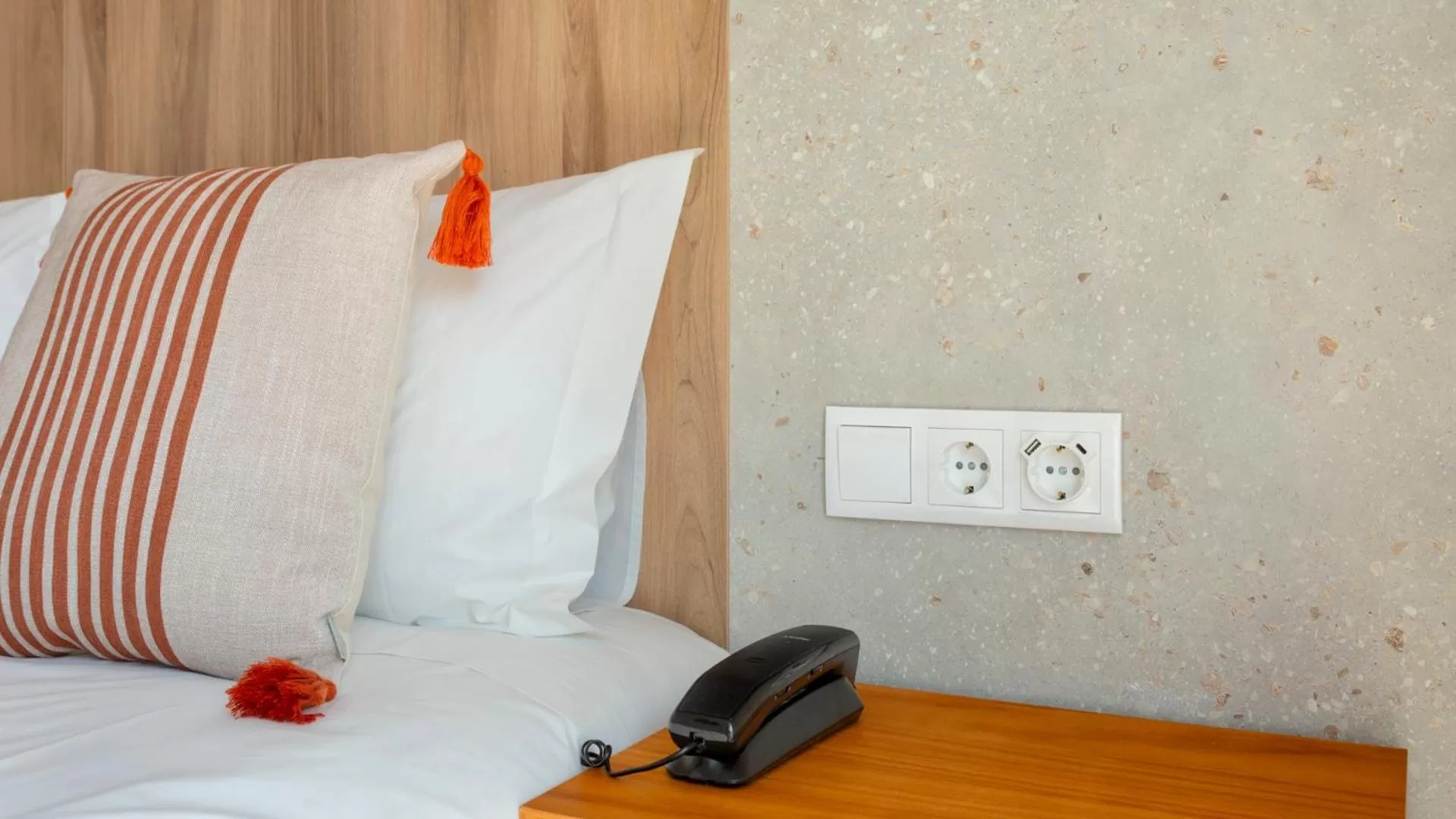 Bed in Hotel Made inn Faro