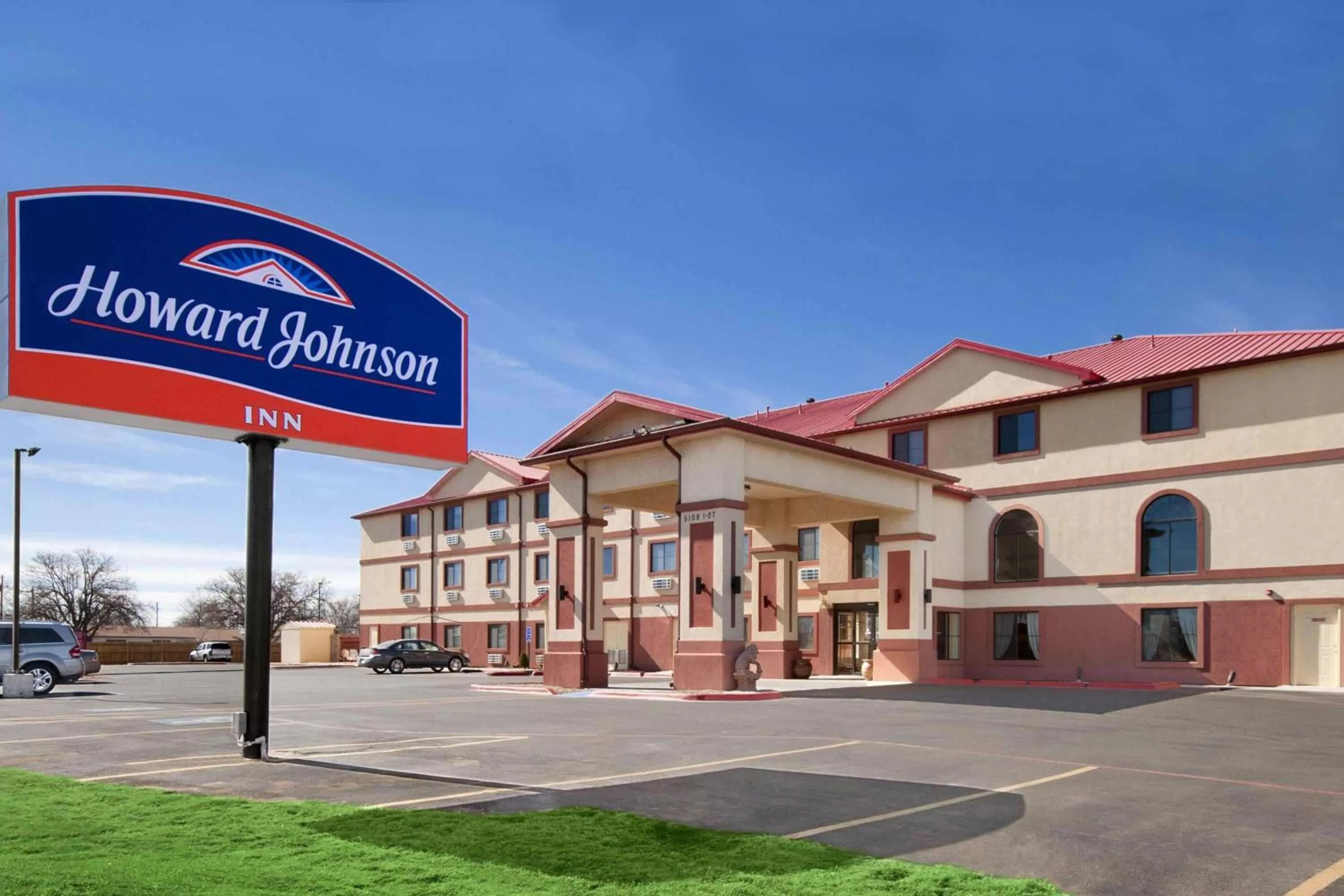 Property building in Howard Johnson by Wyndham Lubbock TX