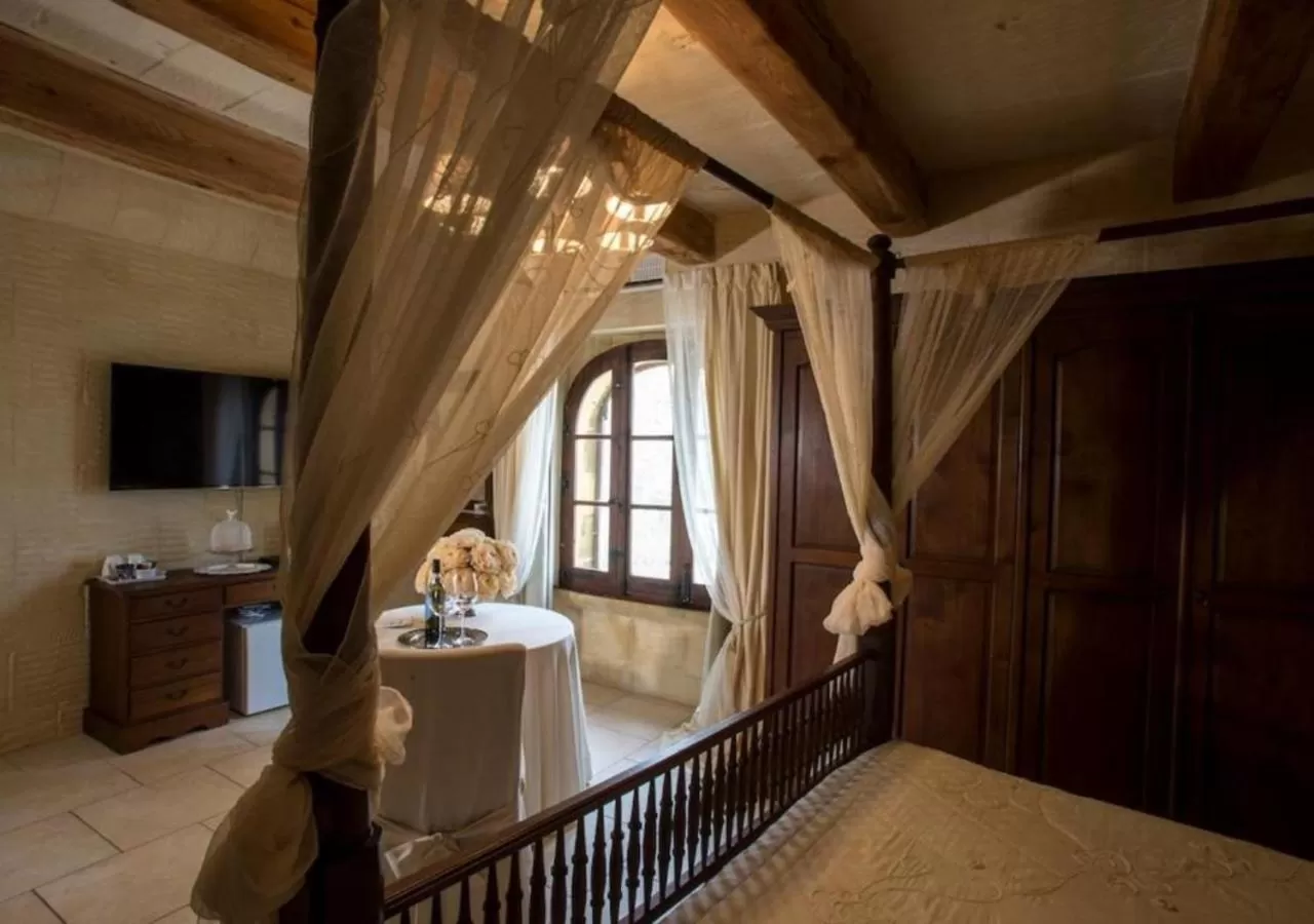 Bedroom in Betty Cake B&B