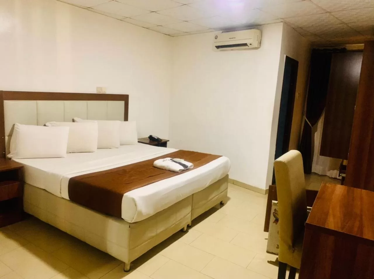 Bed in Presken Hotels @Alade Avenue