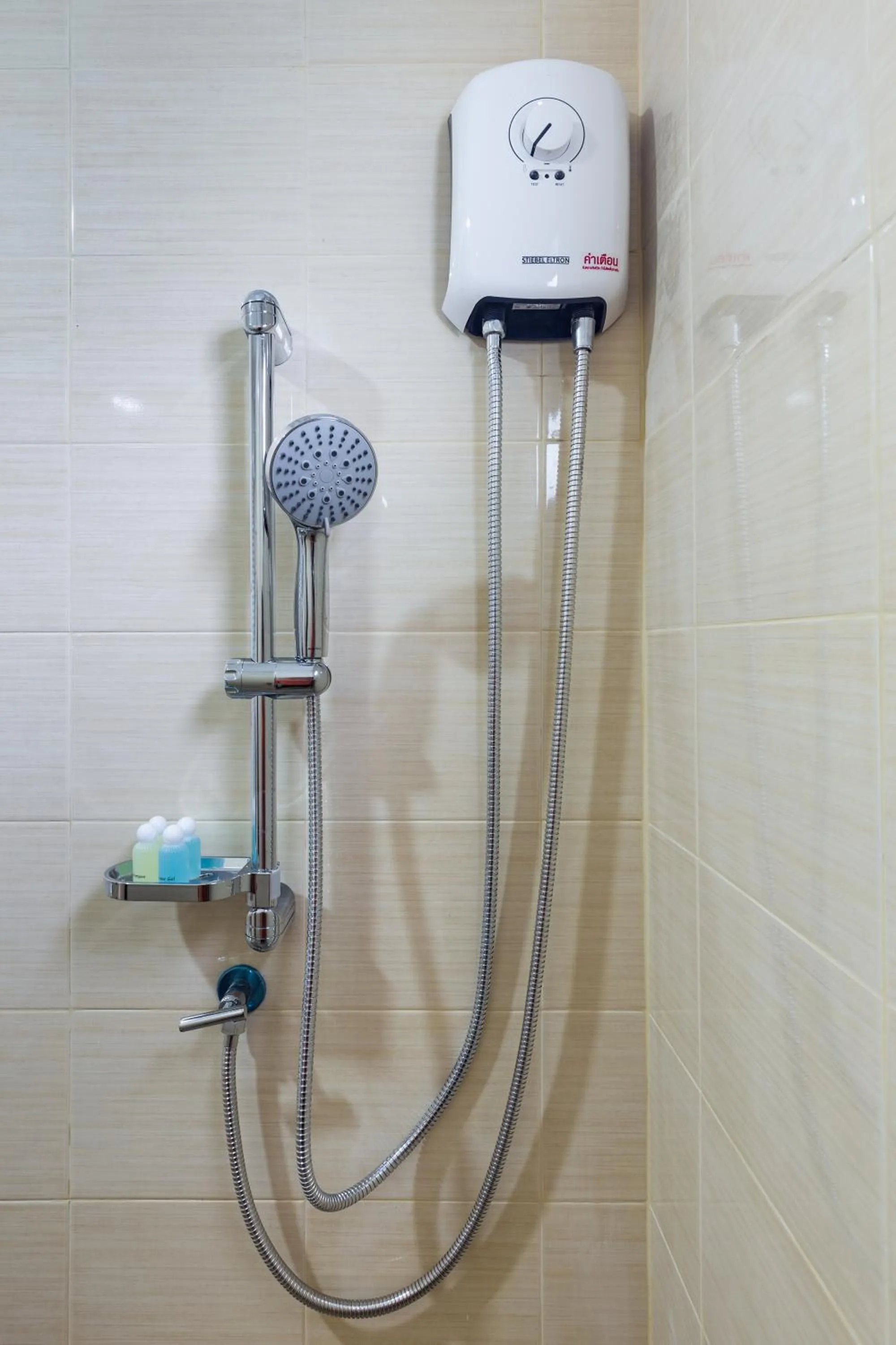 Shower in Baan Chaylay Resort Karon