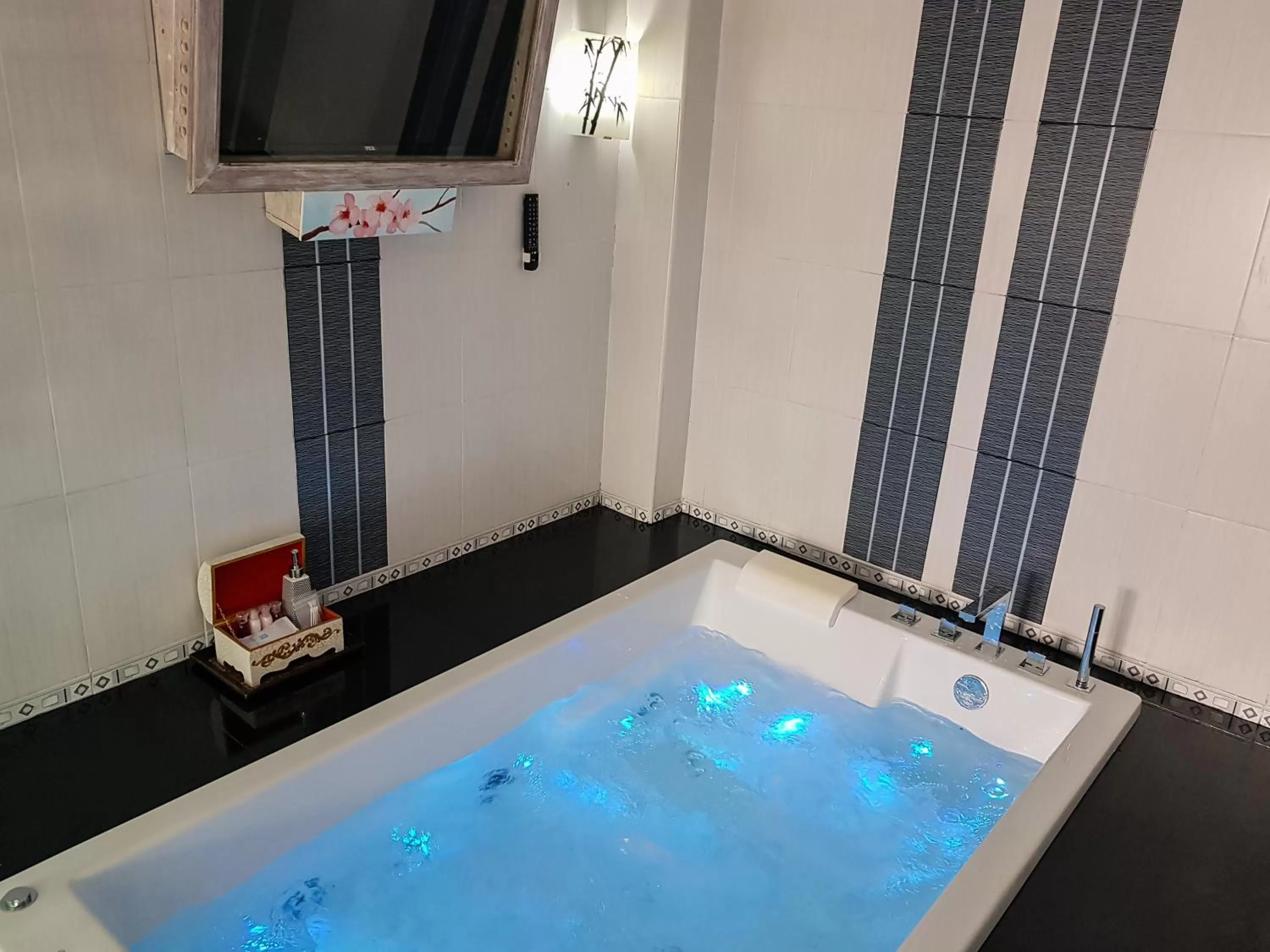 Bath in Olivier Boutique