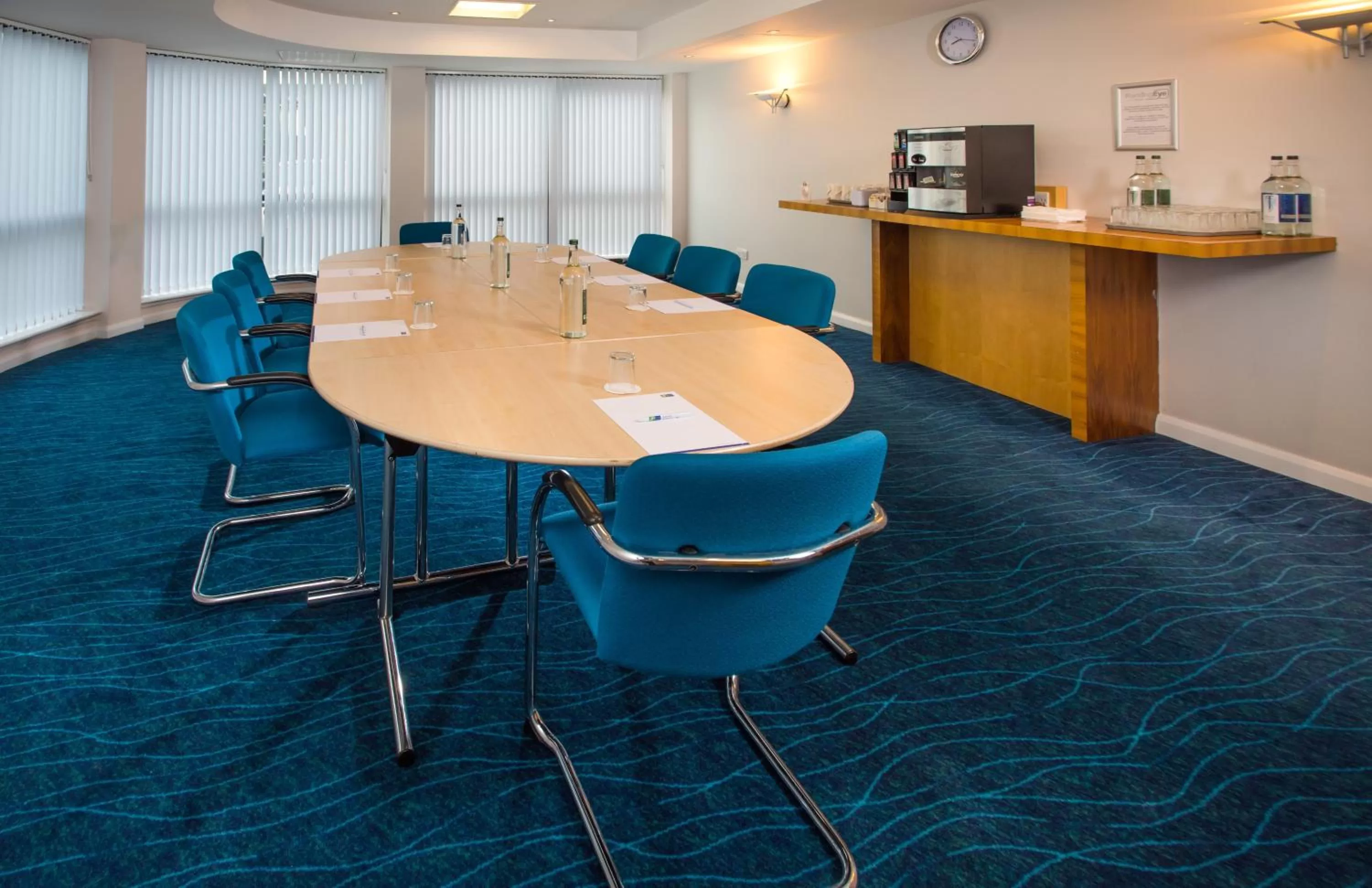 Meeting/conference room in Holiday Inn Express Hemel Hempstead by IHG