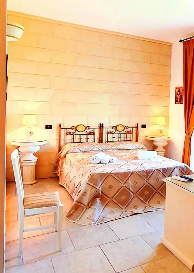 Bedroom, Bed in Grikò Country Hotel