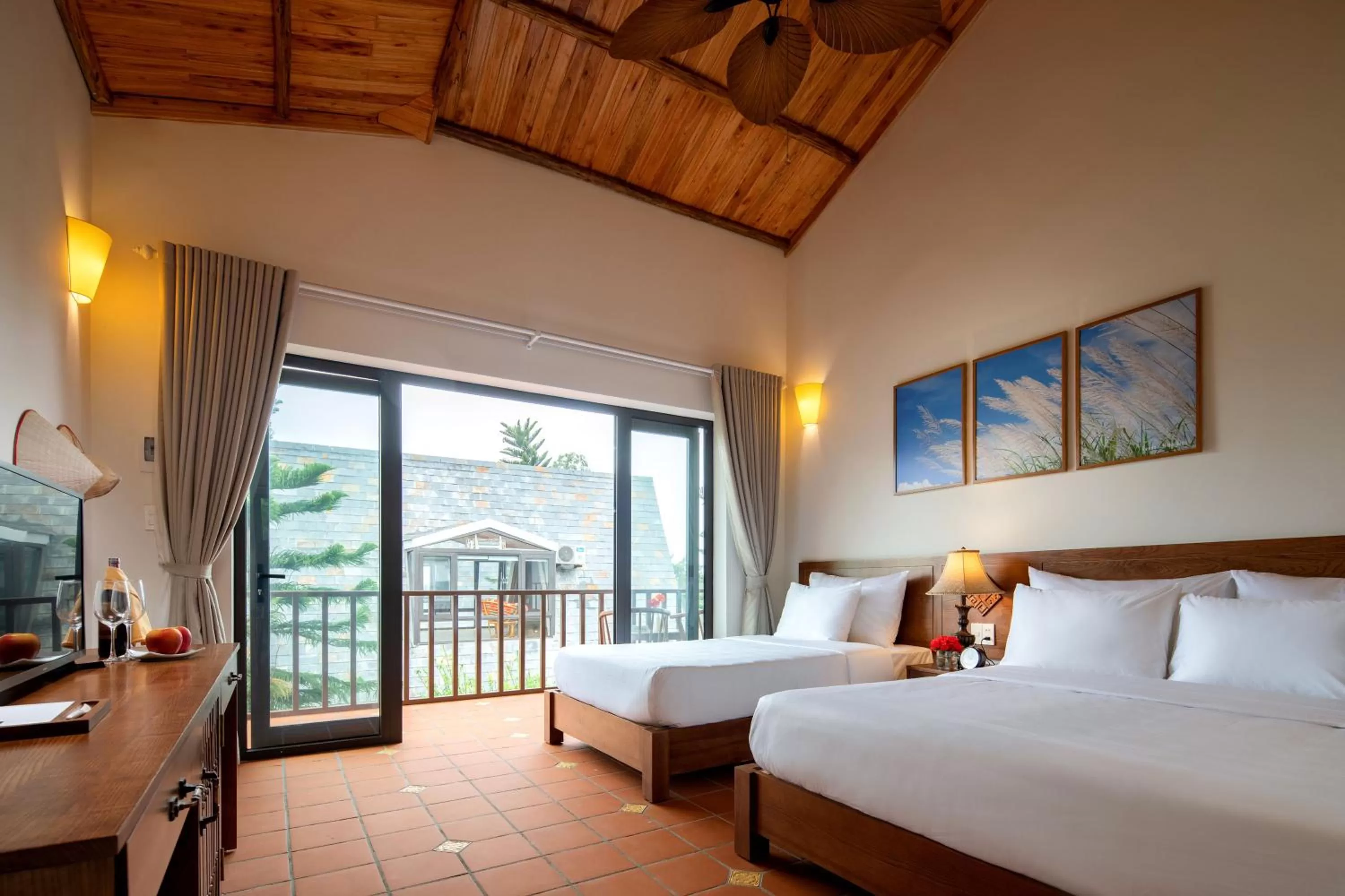 Photo of the whole room, Bed in Bai Dinh Garden Resort & Spa