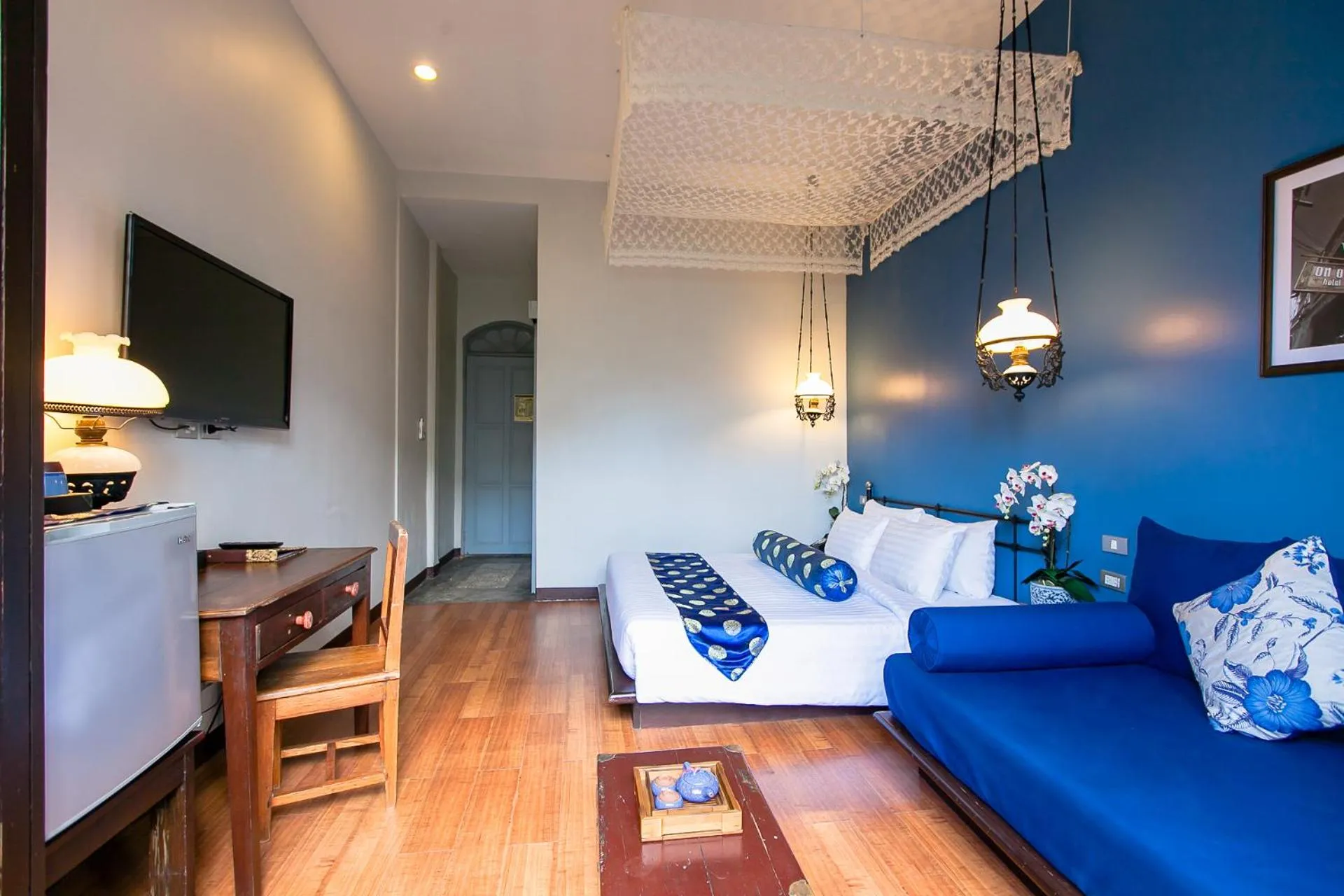 Photo of the whole room, Bed in The Memory at On On Hotel