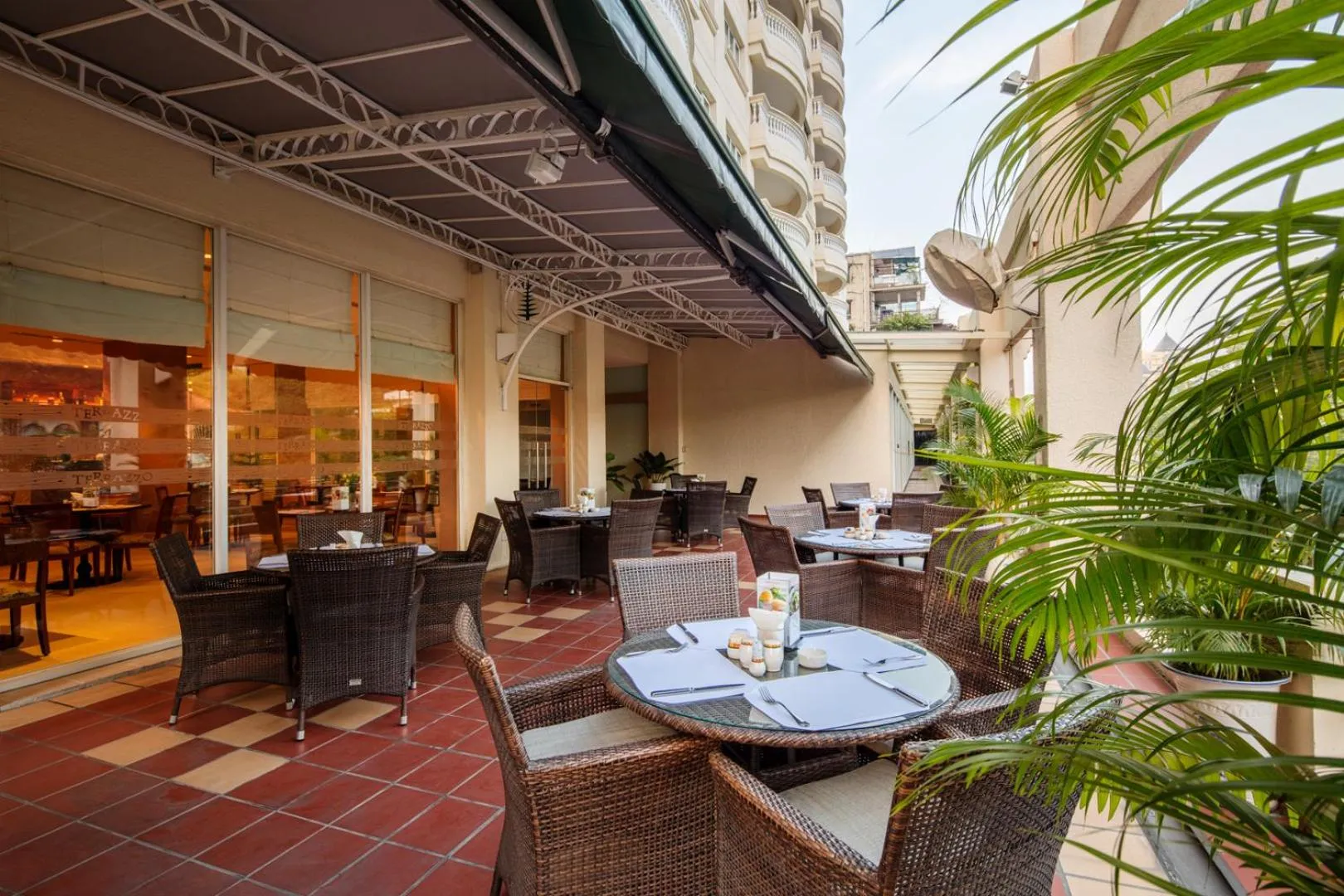 Restaurant/places to eat in Norfolk Mansion - Luxury Serviced Apartment