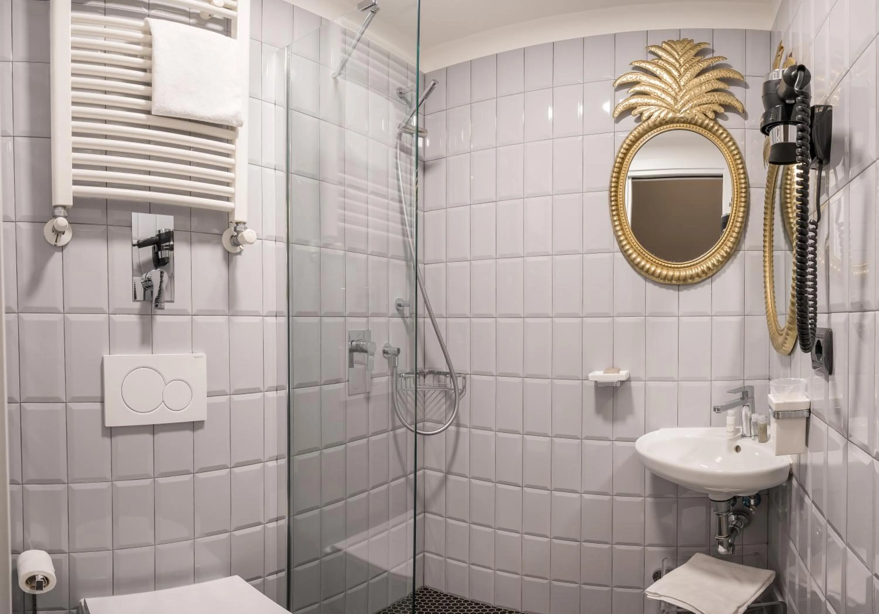 Bathroom in Deseo Home