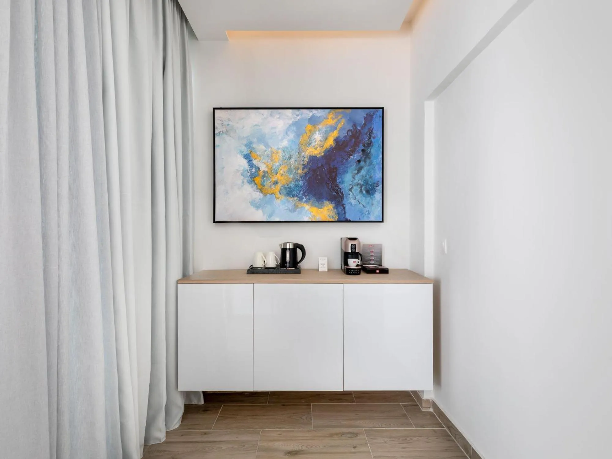 Coffee/tea facilities in Mercure Rhodes Alexia Hotel & Spa