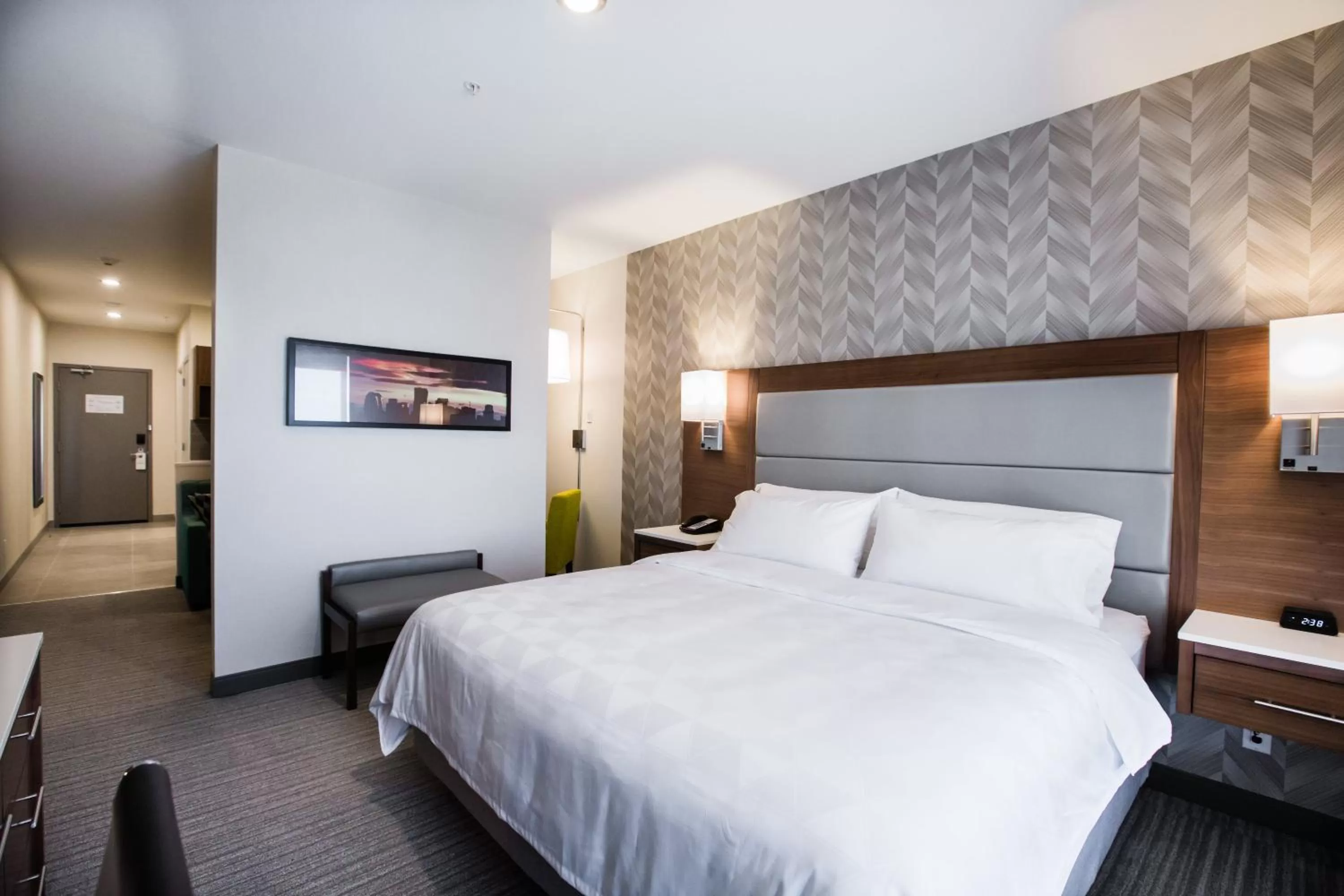 Photo of the whole room, Bed in Holiday Inn Hotel & Suites Calgary South - Conference Ctr by IHG