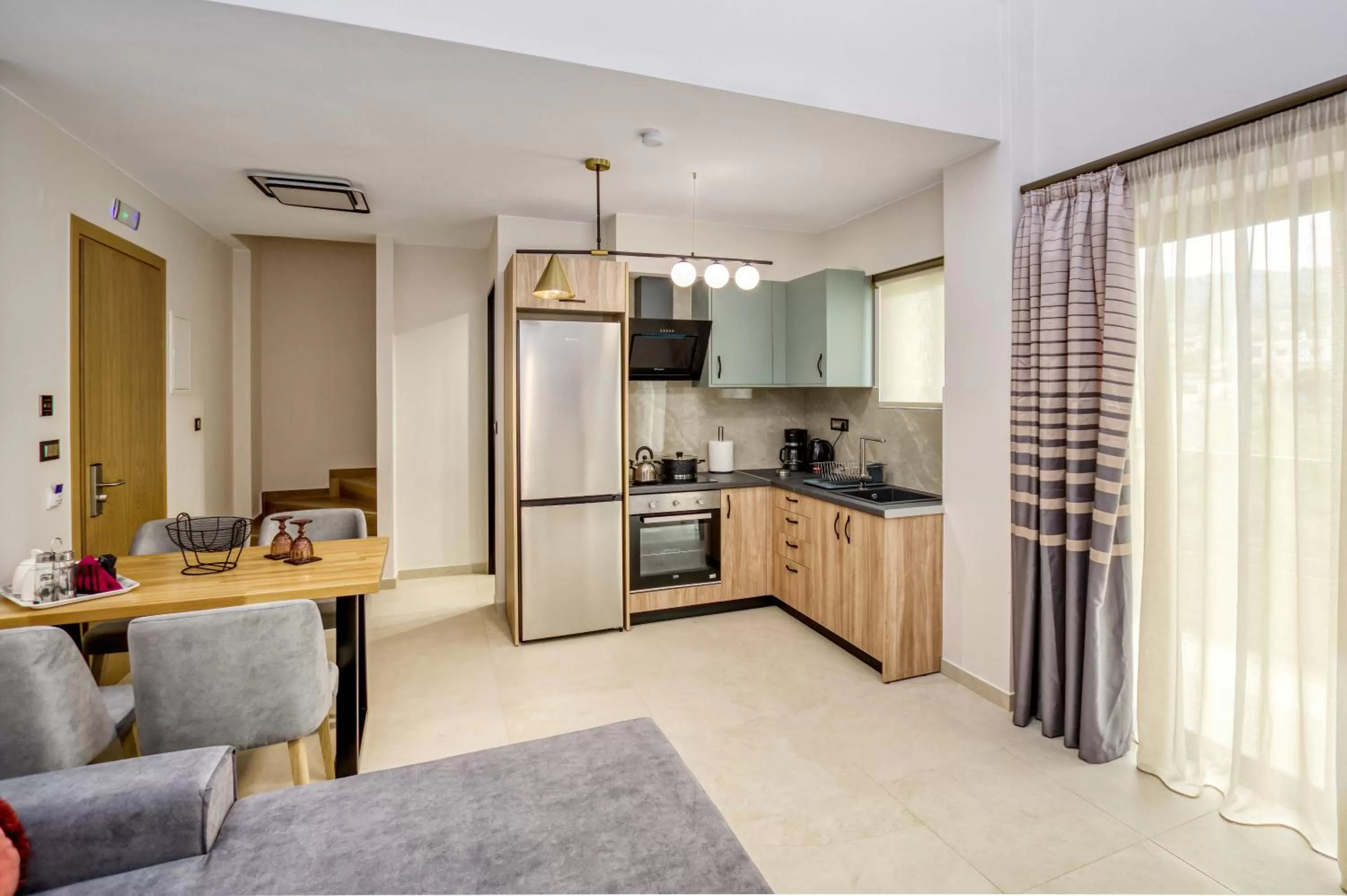 Kitchen or kitchenette in Sapphire Horizon Suites