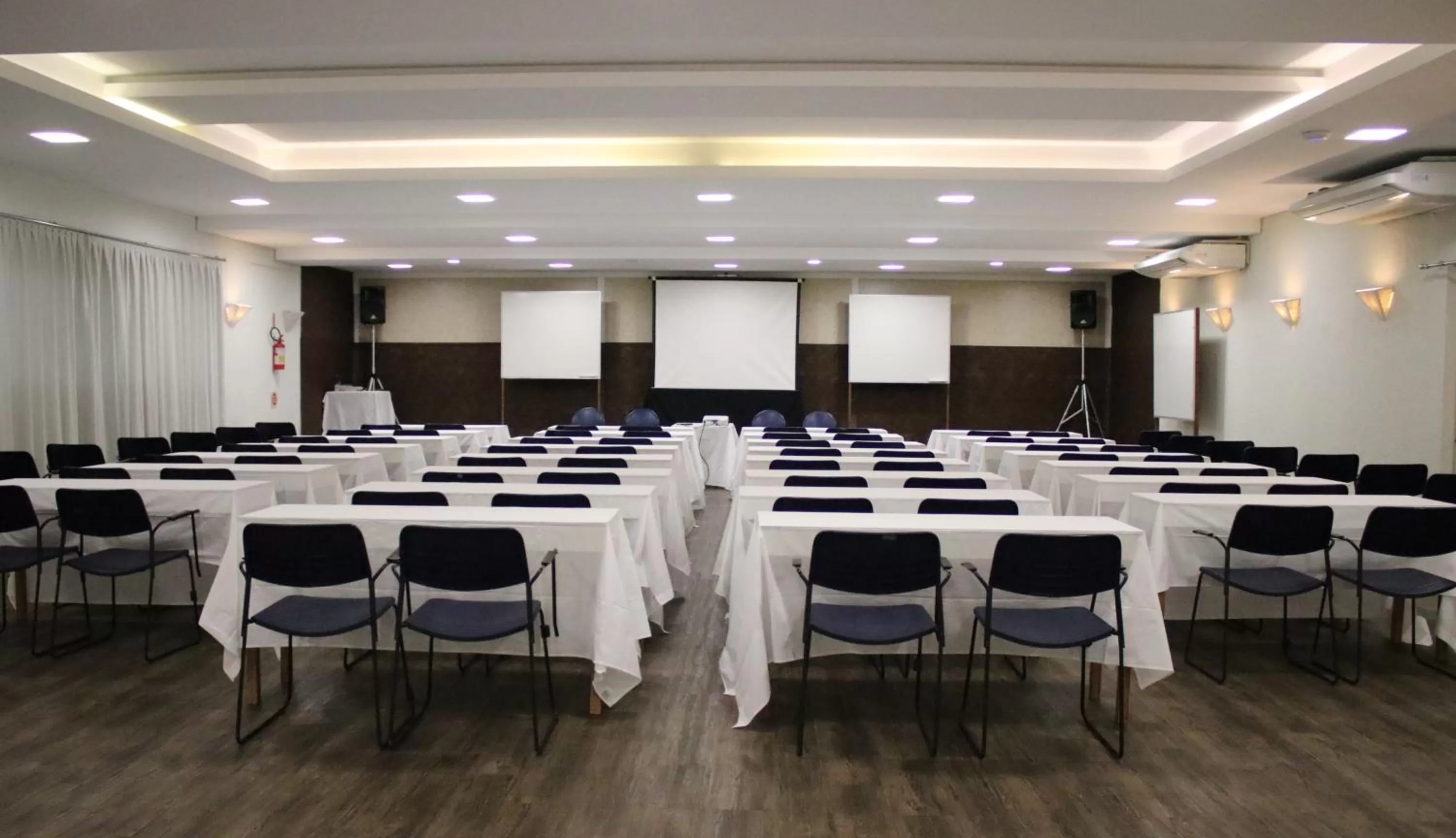 Meeting/conference room in Palace Praia Hotel