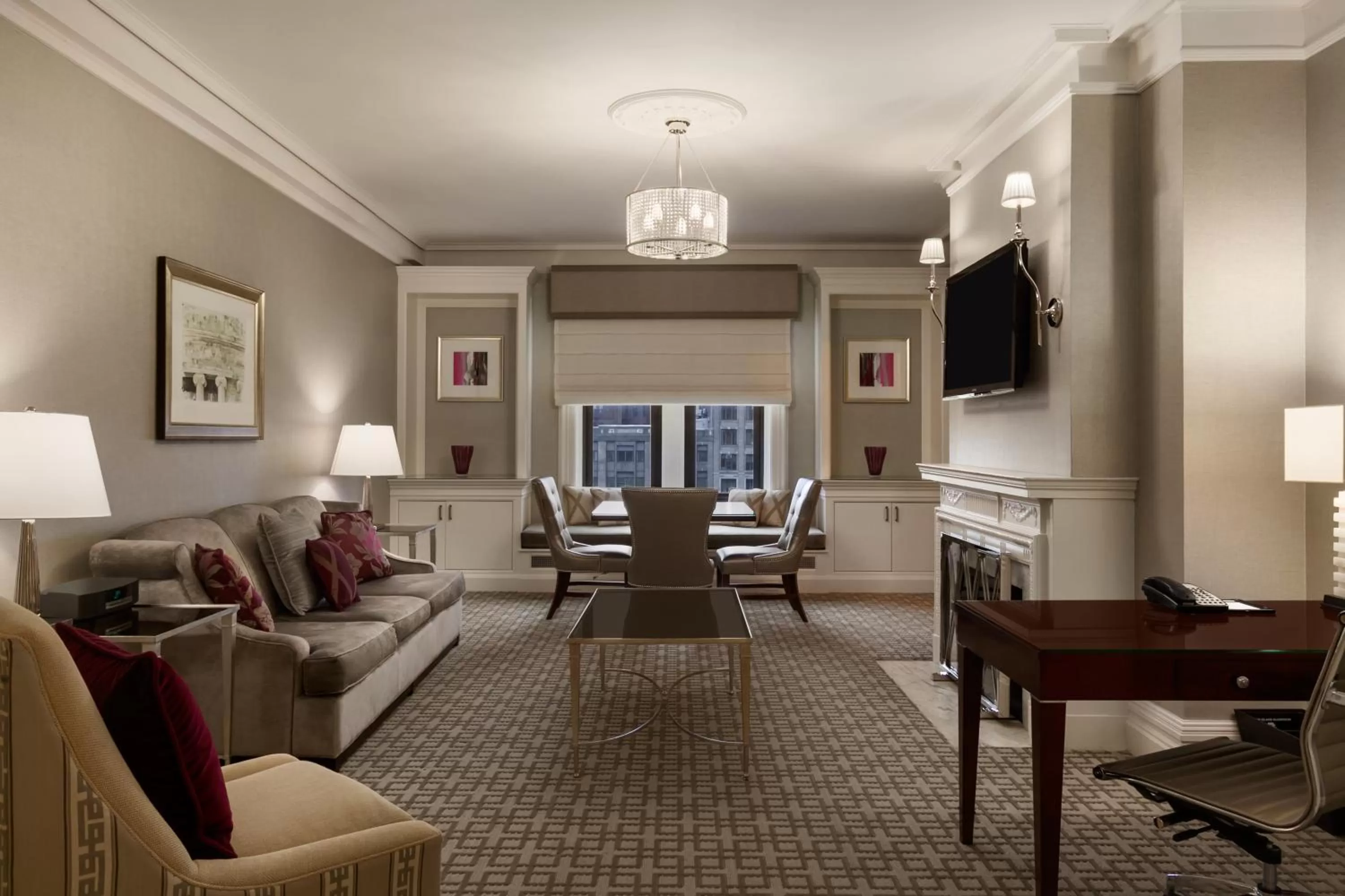 Living room in Fairmont Copley Plaza