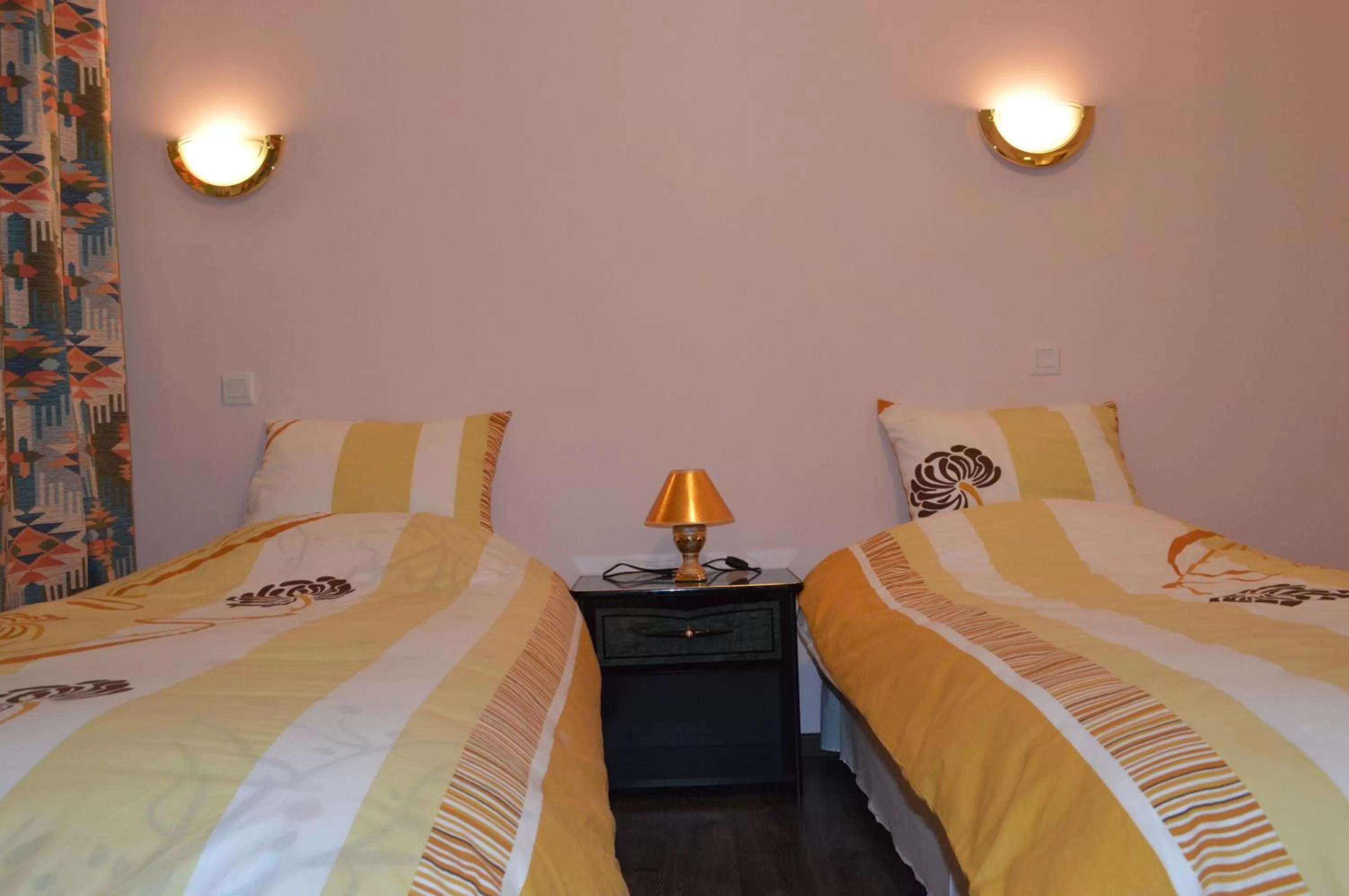 Twin room - Stair Access only in Hôtel Timgad