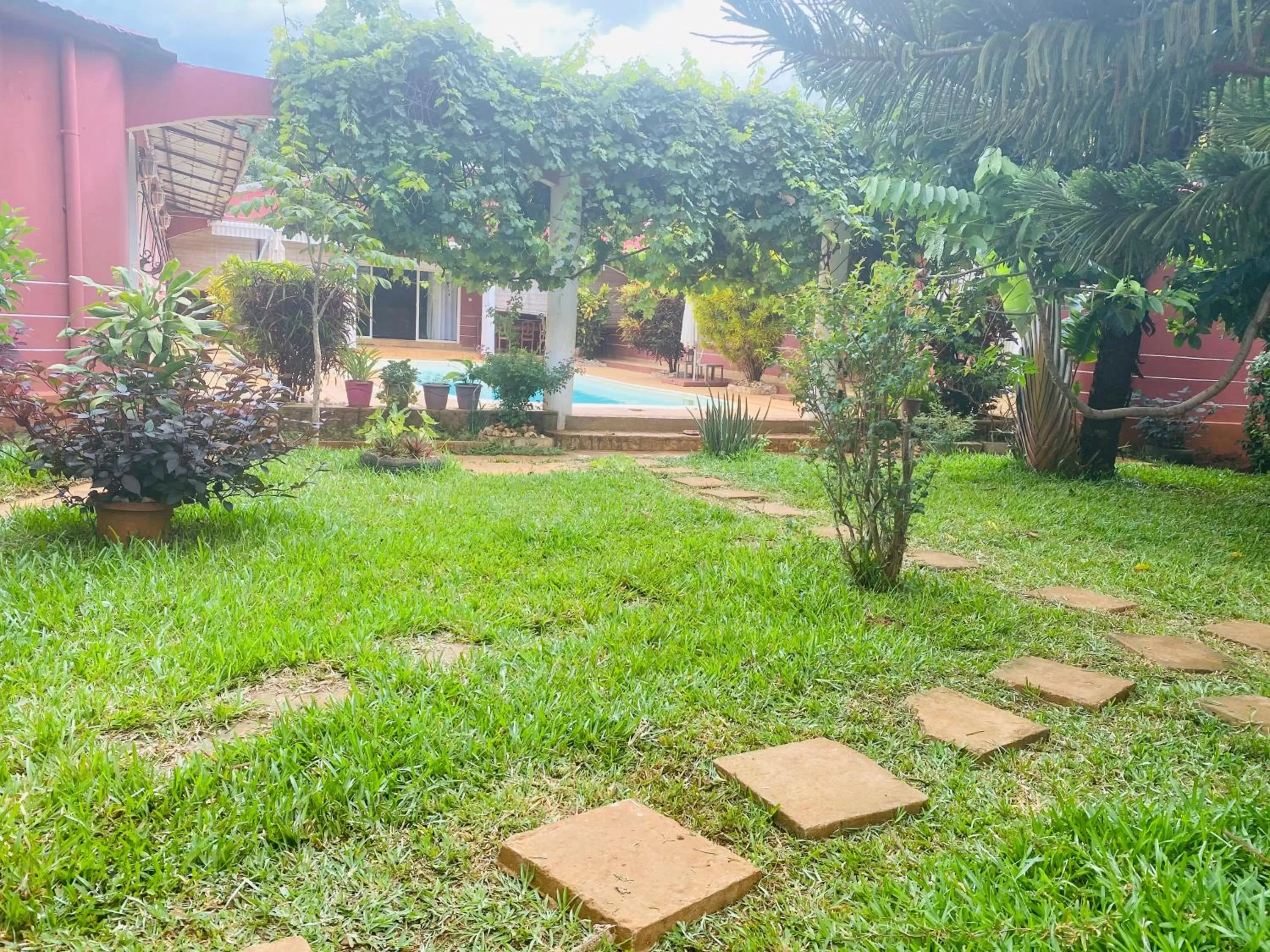 Garden view in Régina Lodge Diégo Suarez Madagascar