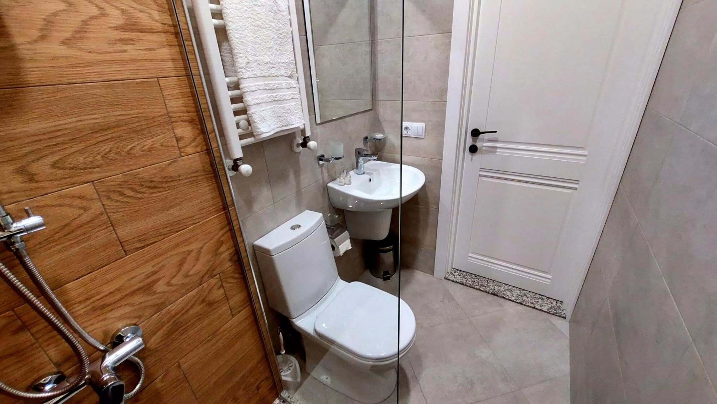 Bathroom in Falcon Boutique Hotel