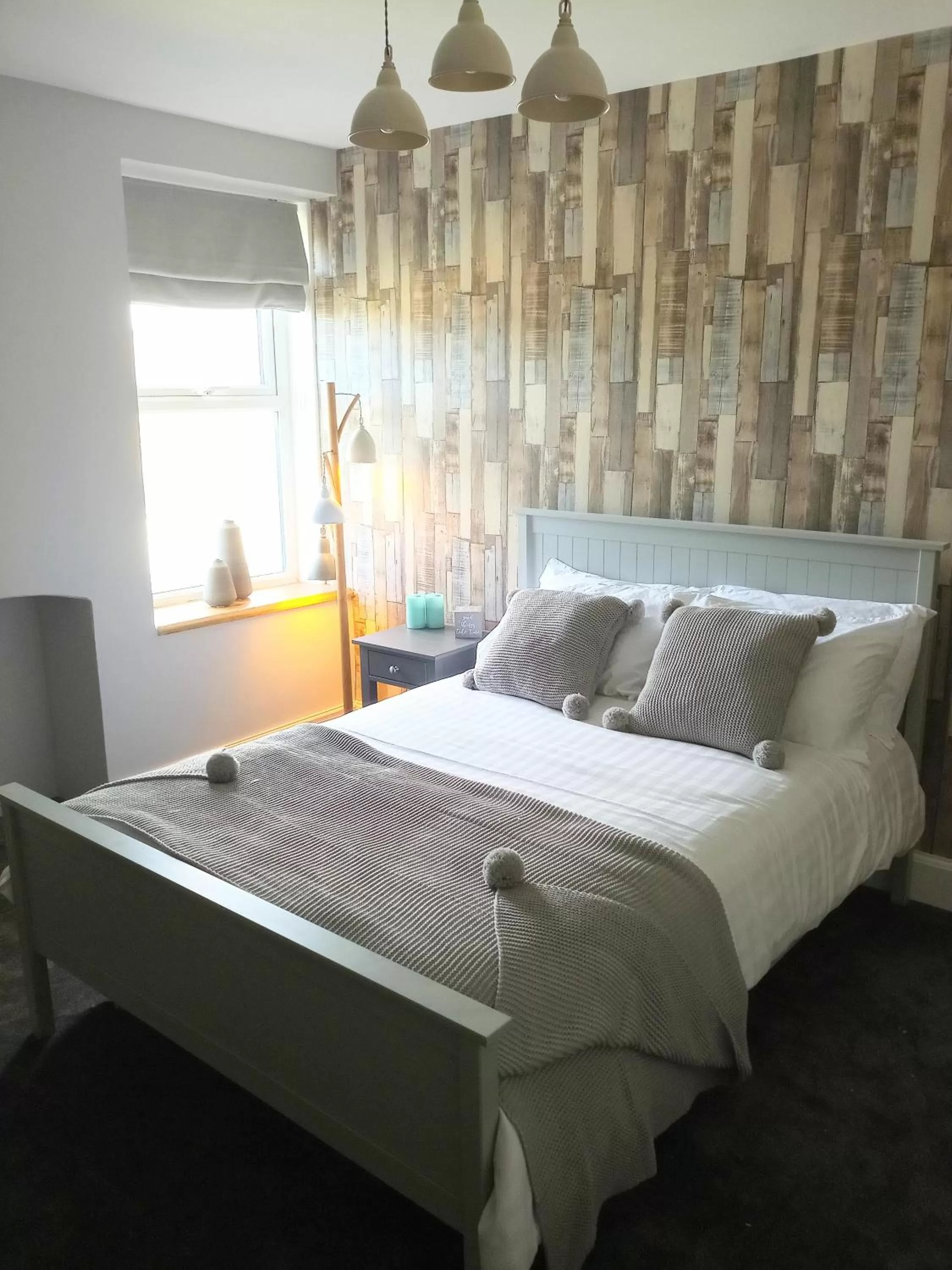 Bed in The Bay View Inn