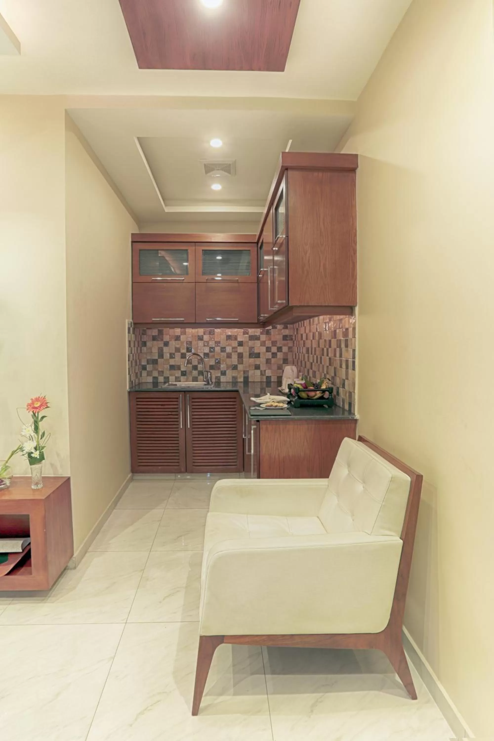 Kitchen or kitchenette in Avari Xpress Faisalabad