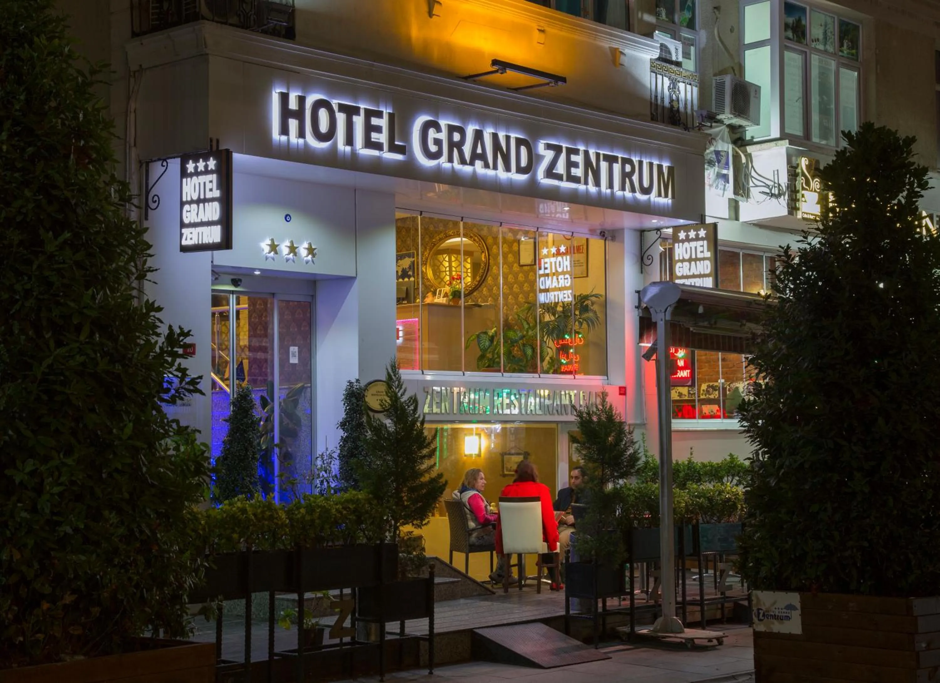 Property building in GRAND ZENTRUM HOTEL & CAFE RESTAURANT - Taksim Square
