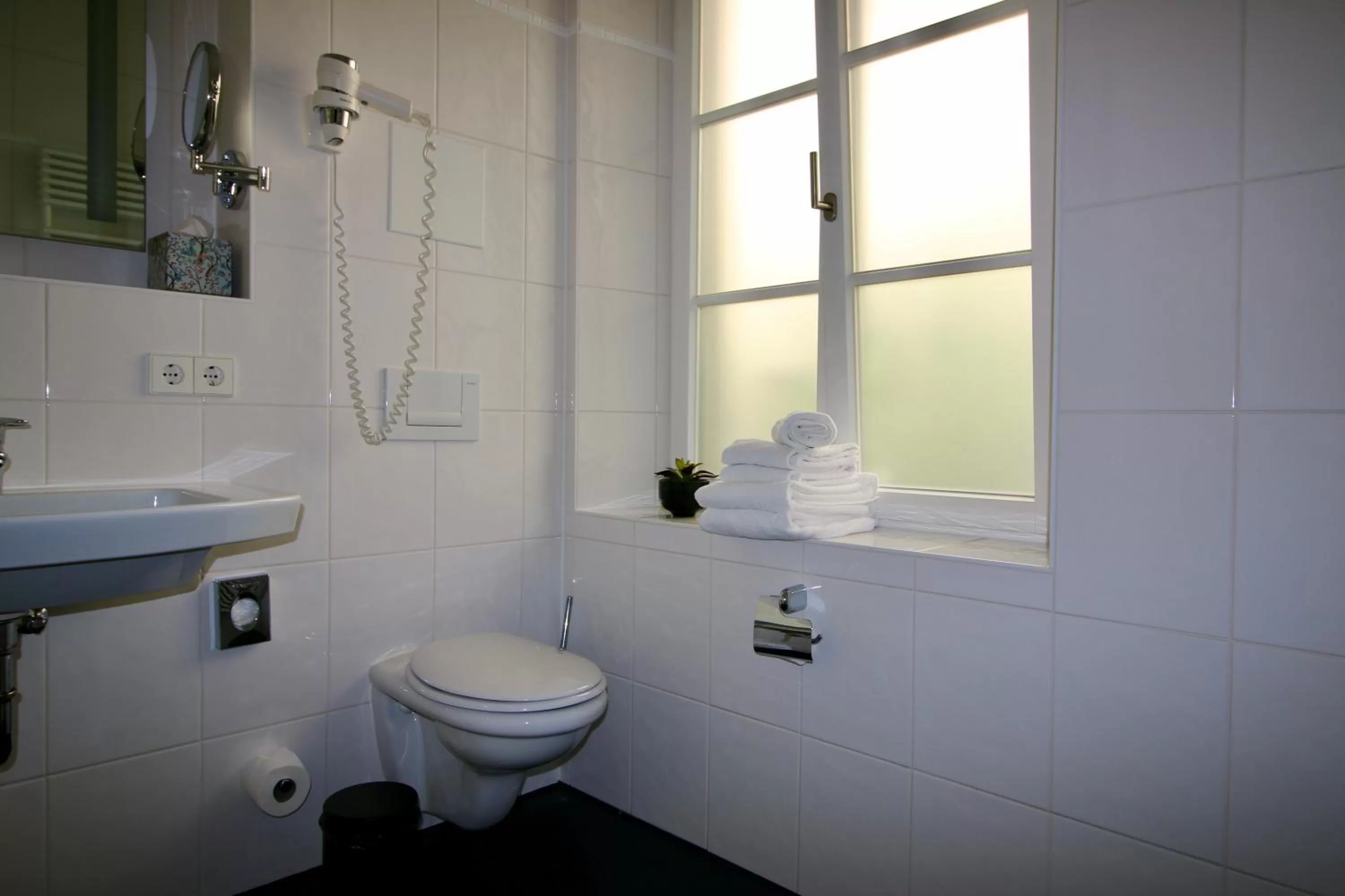 Bathroom in WDREI Hotel