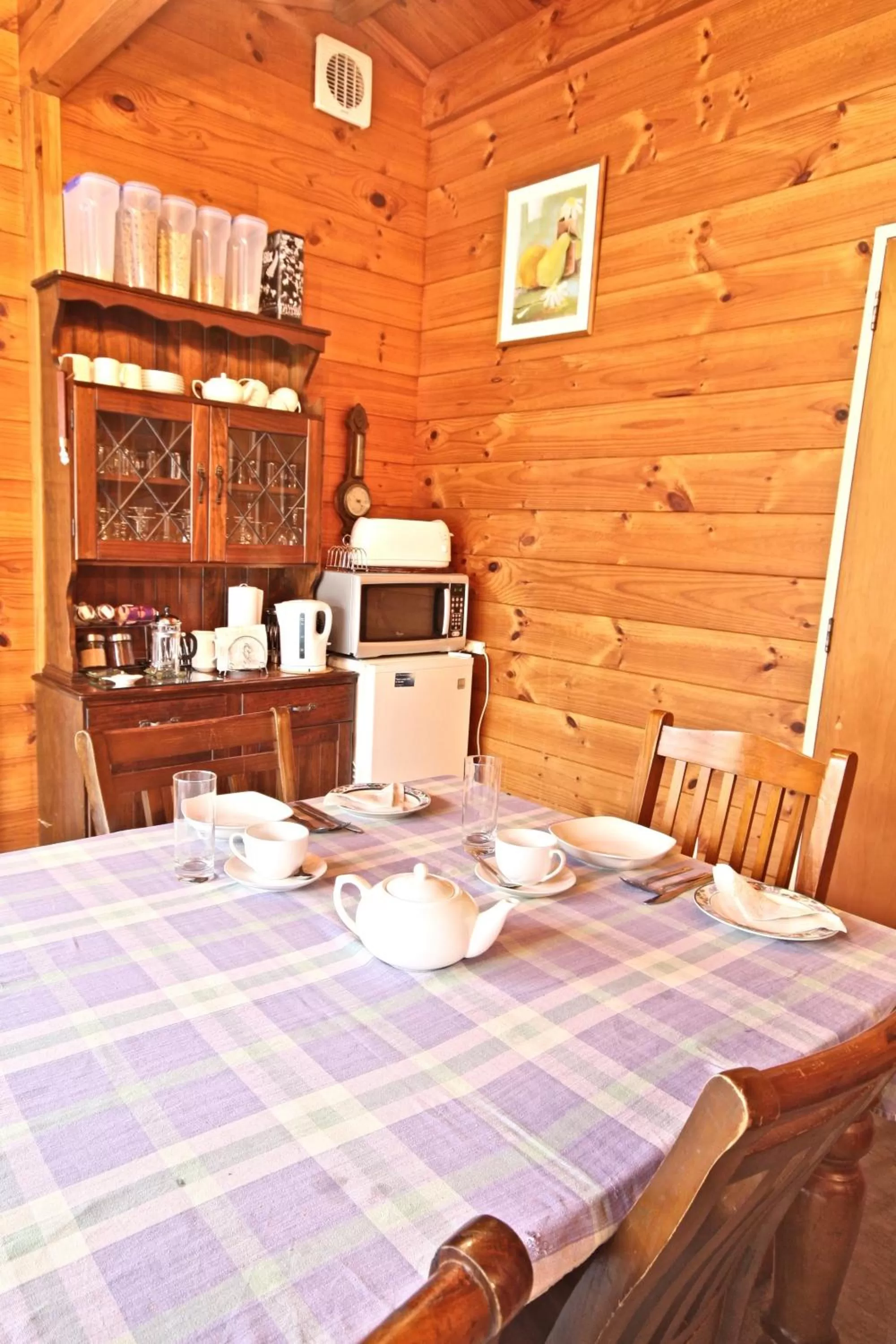 Coffee/tea facilities in Tony's Lodge
