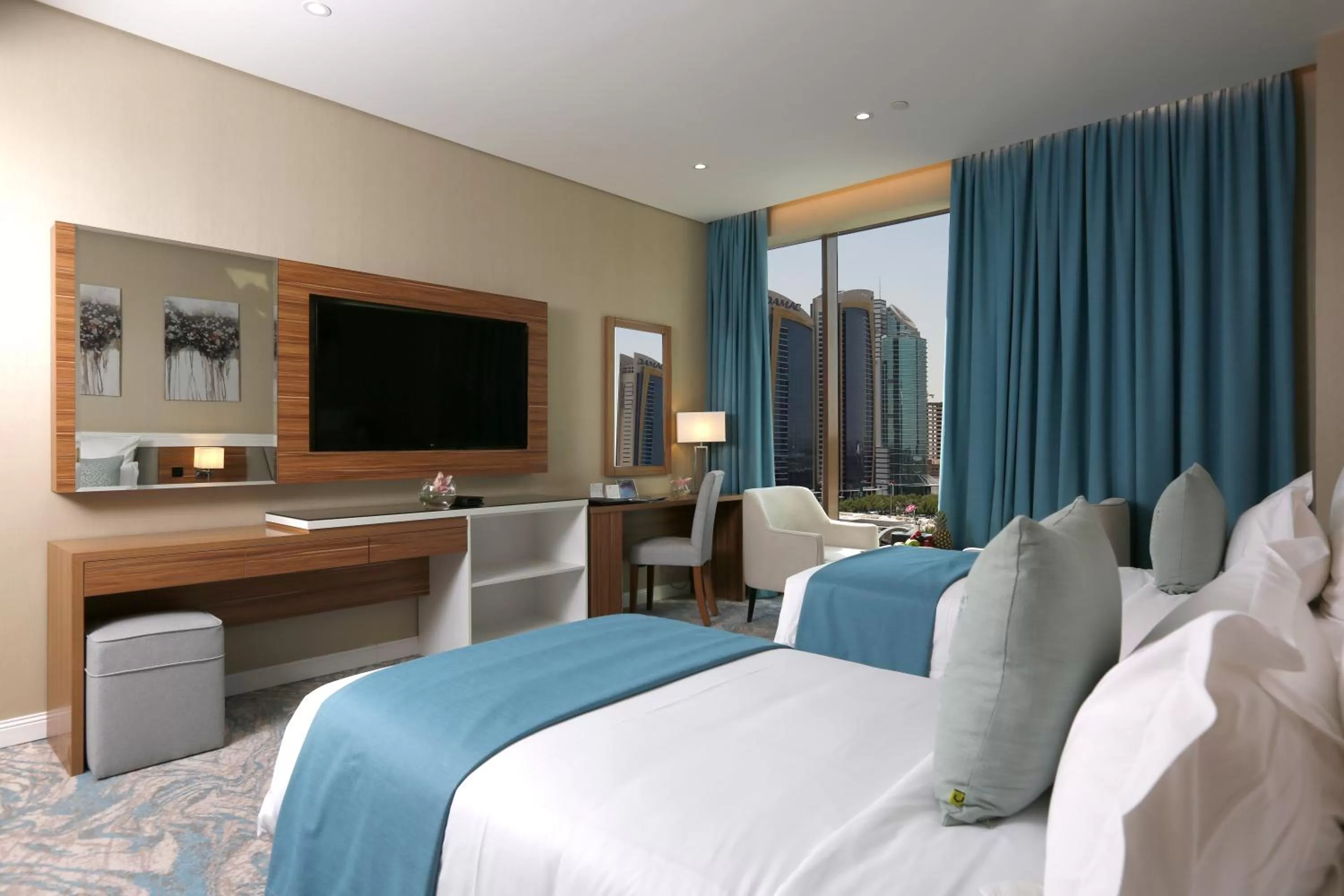 Bedroom, Bed in Cantonal Hotel by Warwick