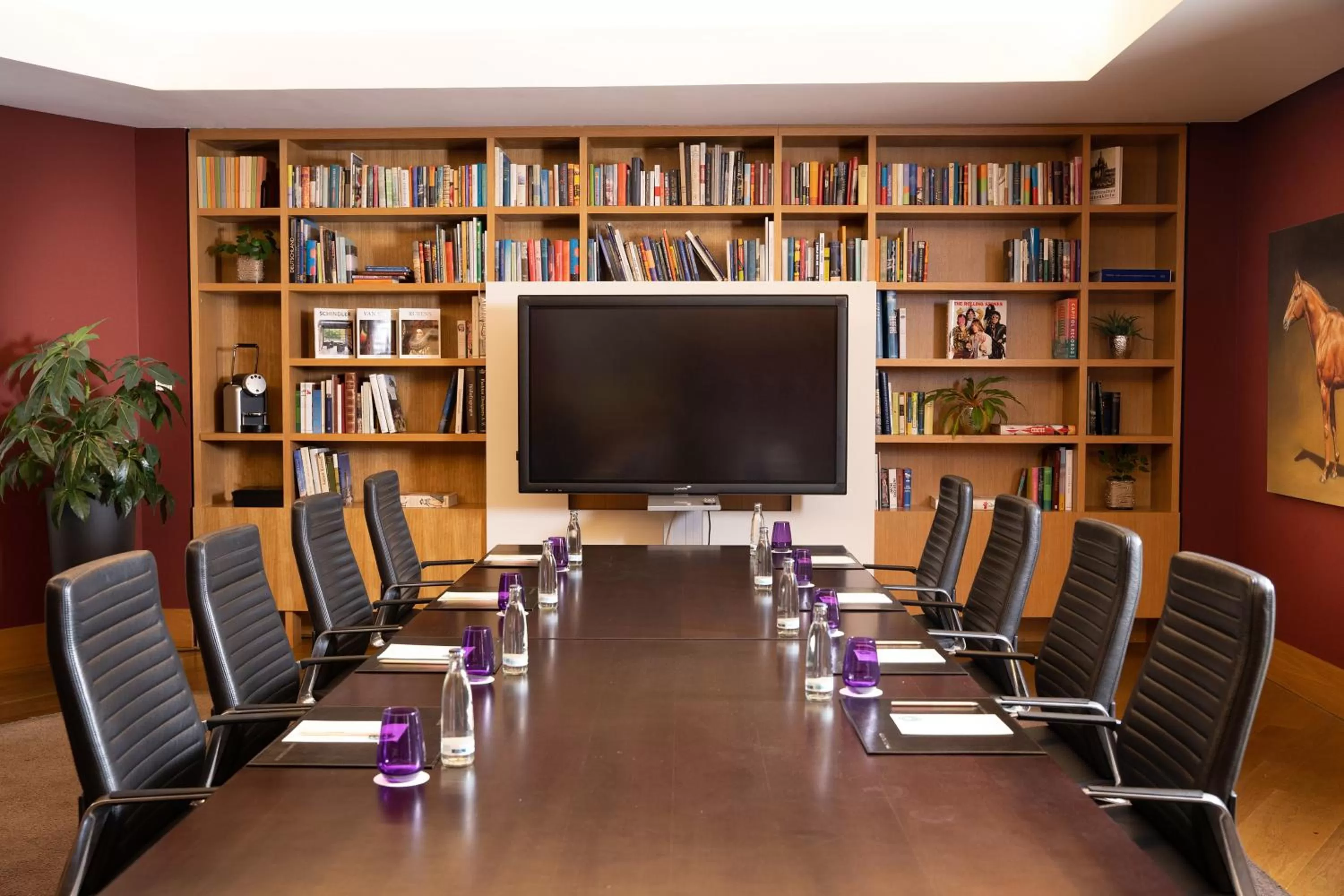 Meeting/conference room in INNSiDE by Meliá Dresden