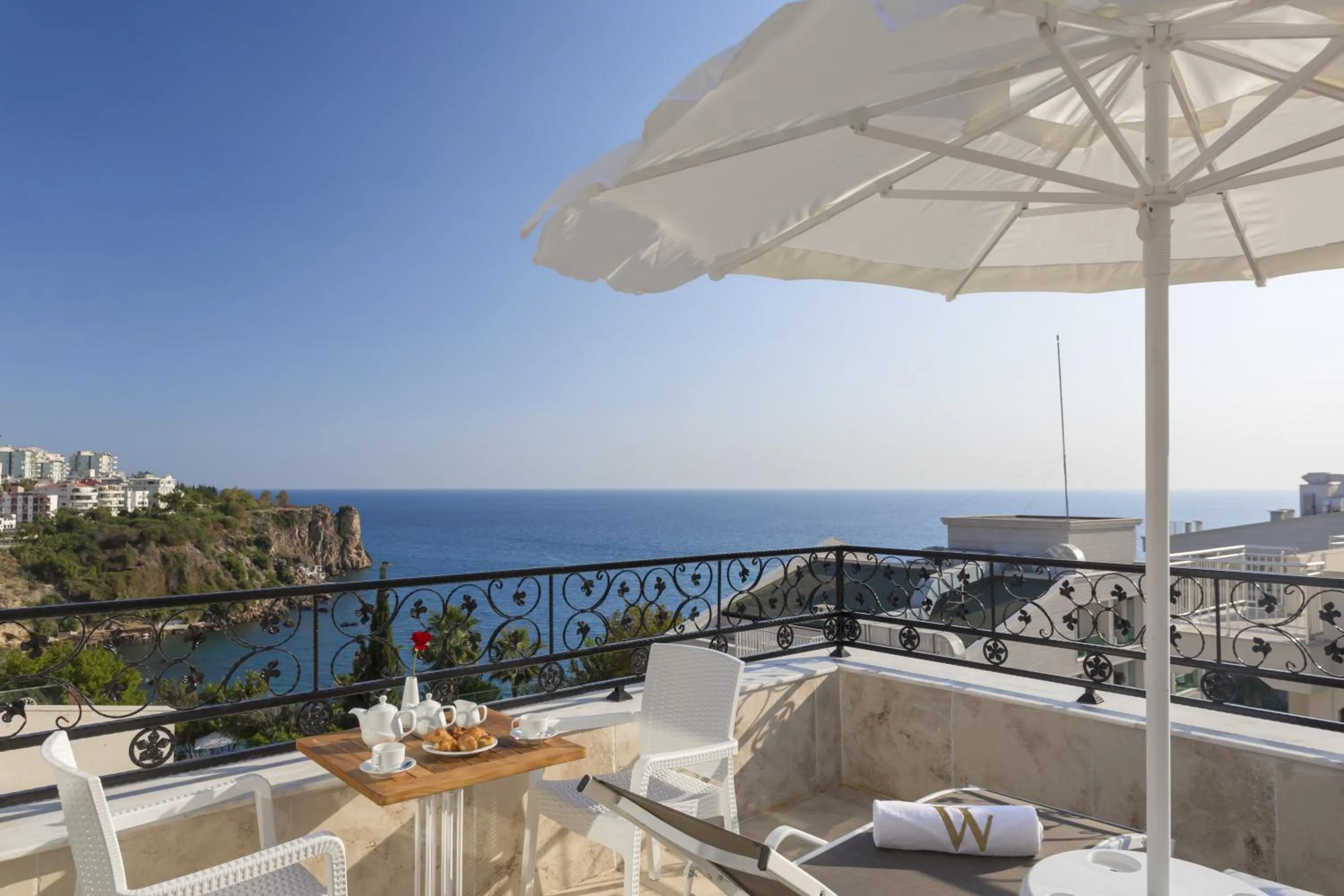 Natural landscape in Wise Hotel & Spa - Adults Only