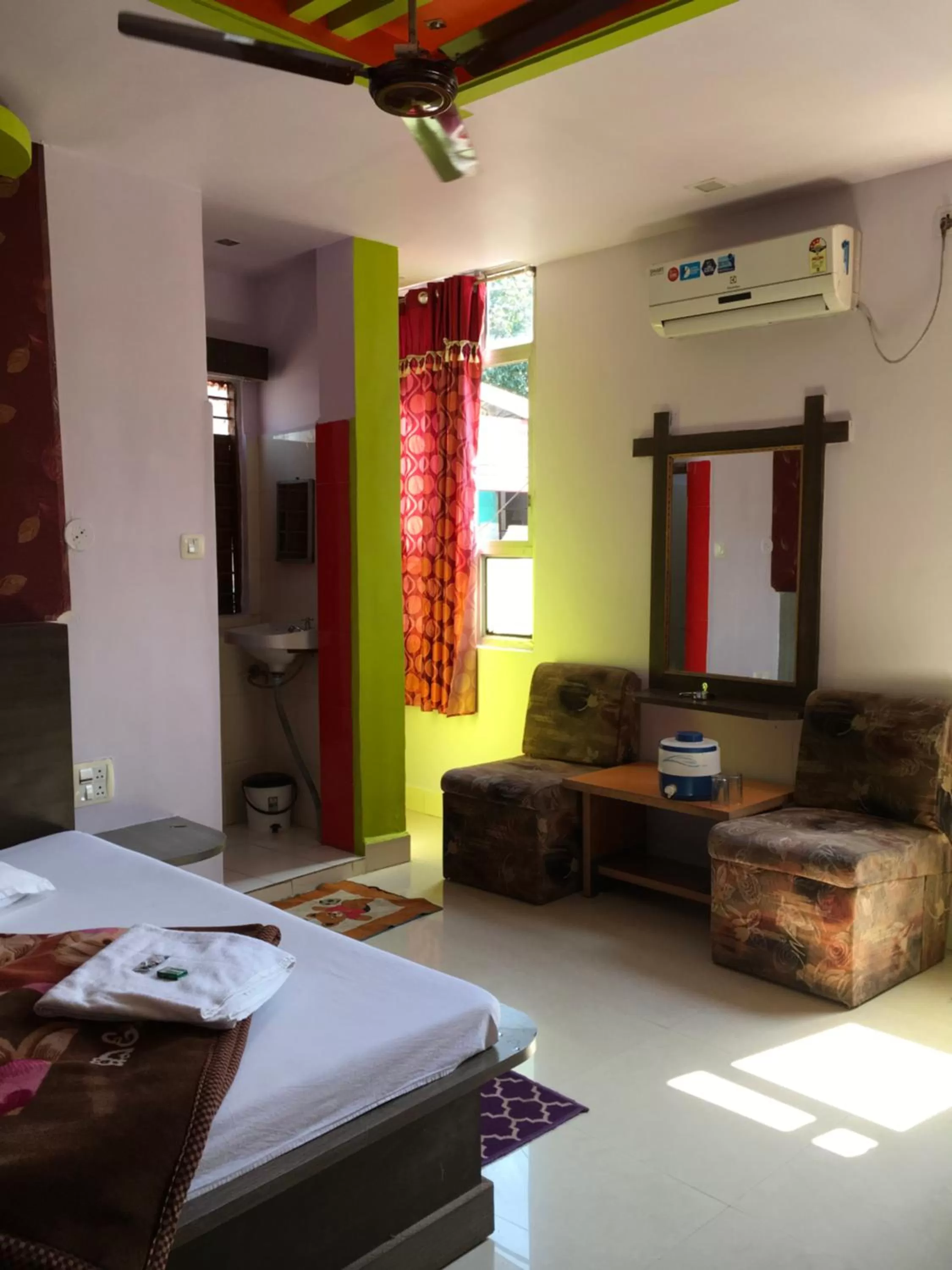 Photo of the whole room, Seating Area in Hotel RAJVIHAR