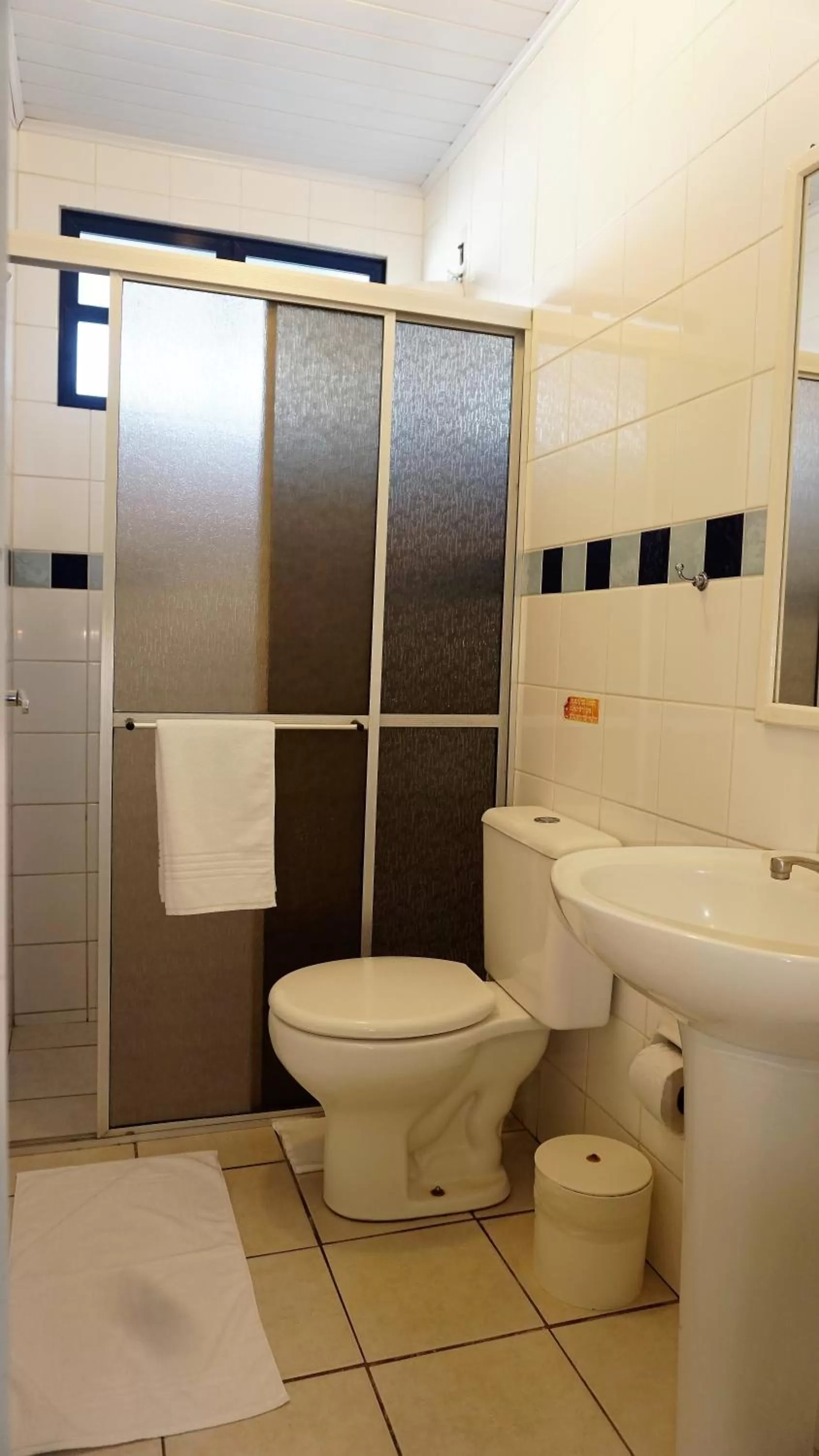 Bathroom in Pousada Barratur