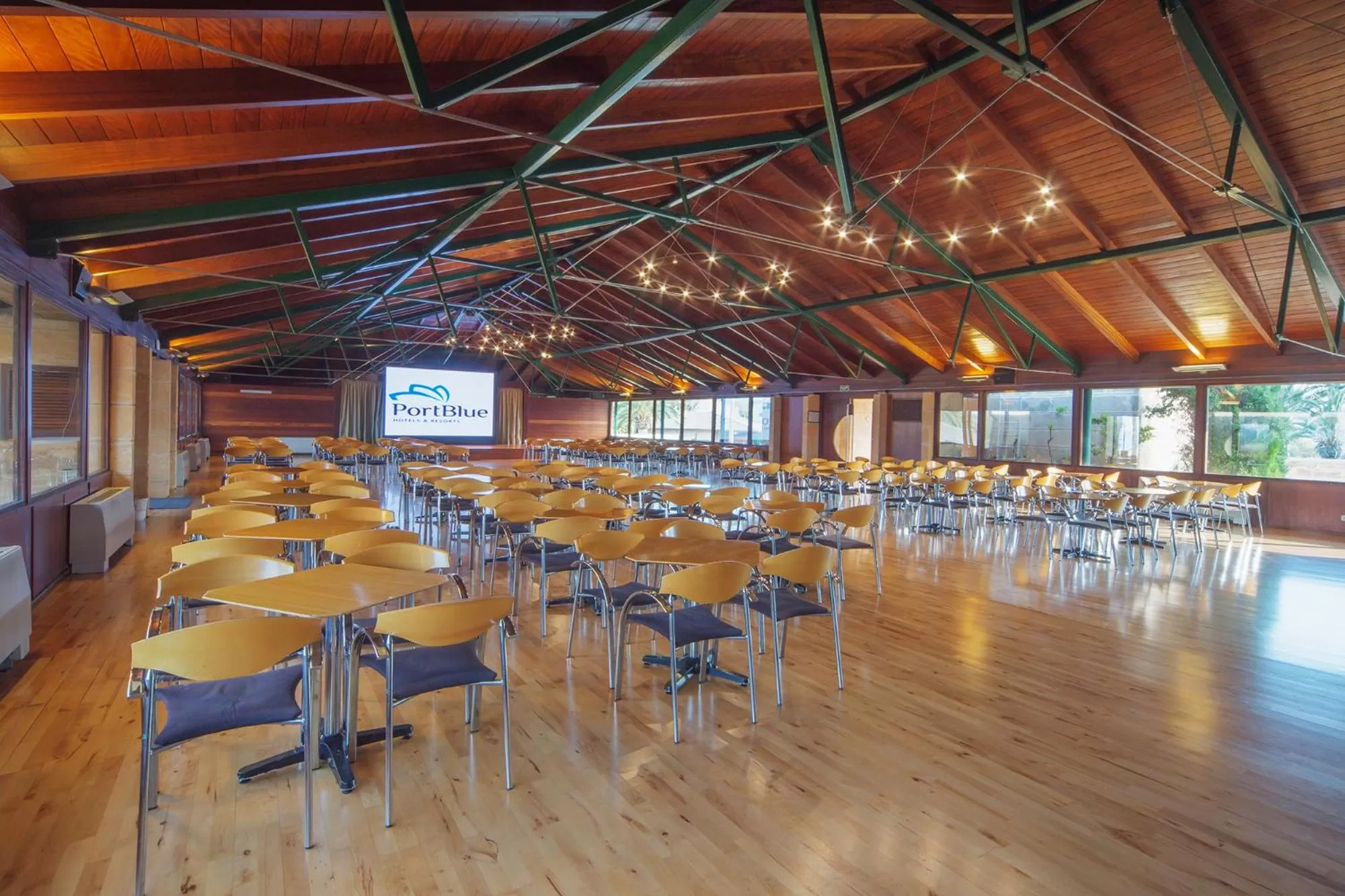 Business facilities in PortBlue Club Pollentia Resort & Spa