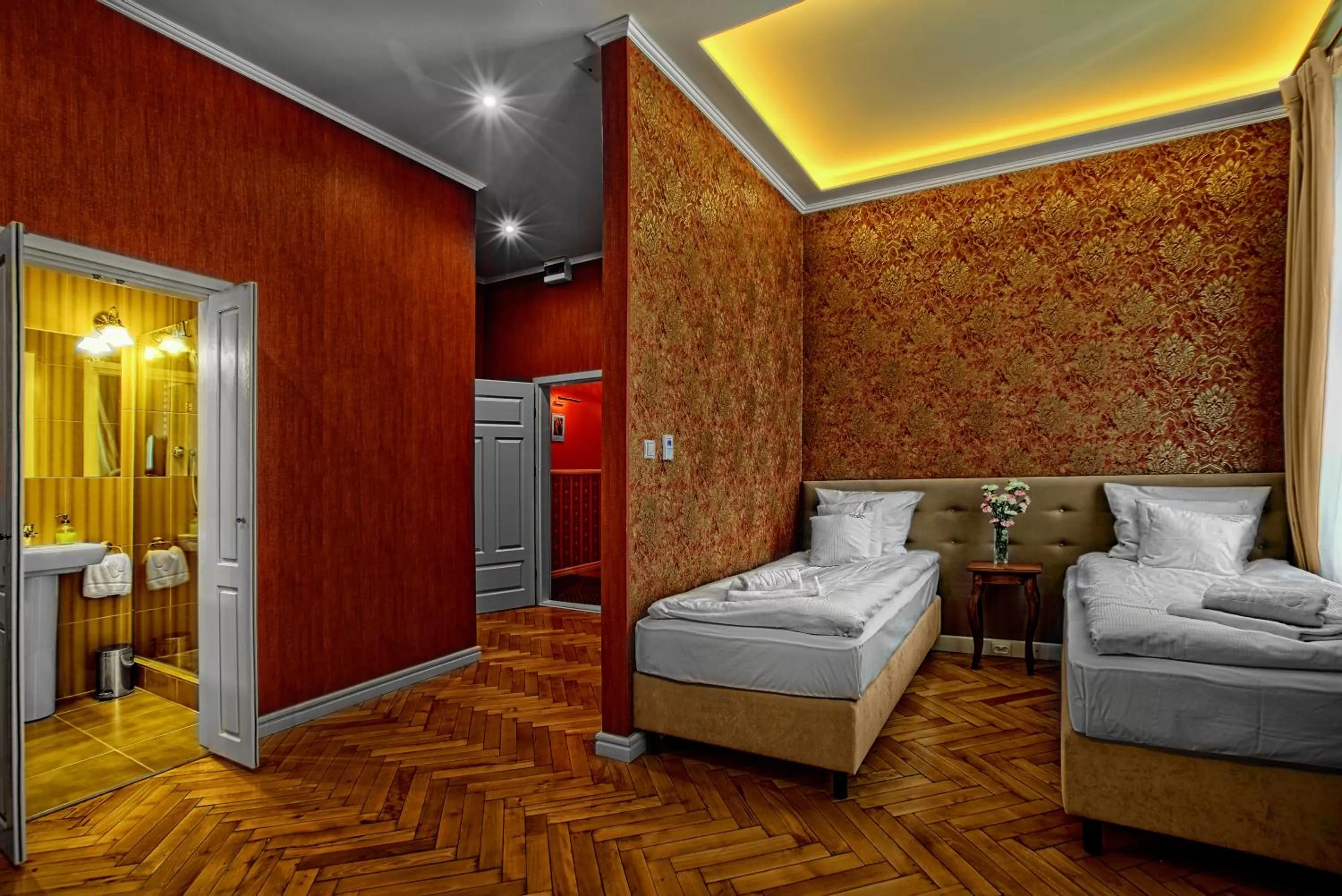 Bathroom, Bed in Stare Kino Cinema Residence