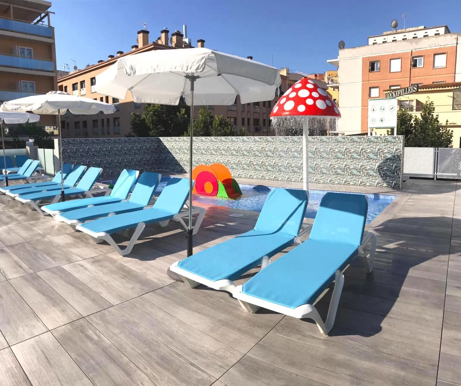 Swimming pool in Hotel Maria del Mar