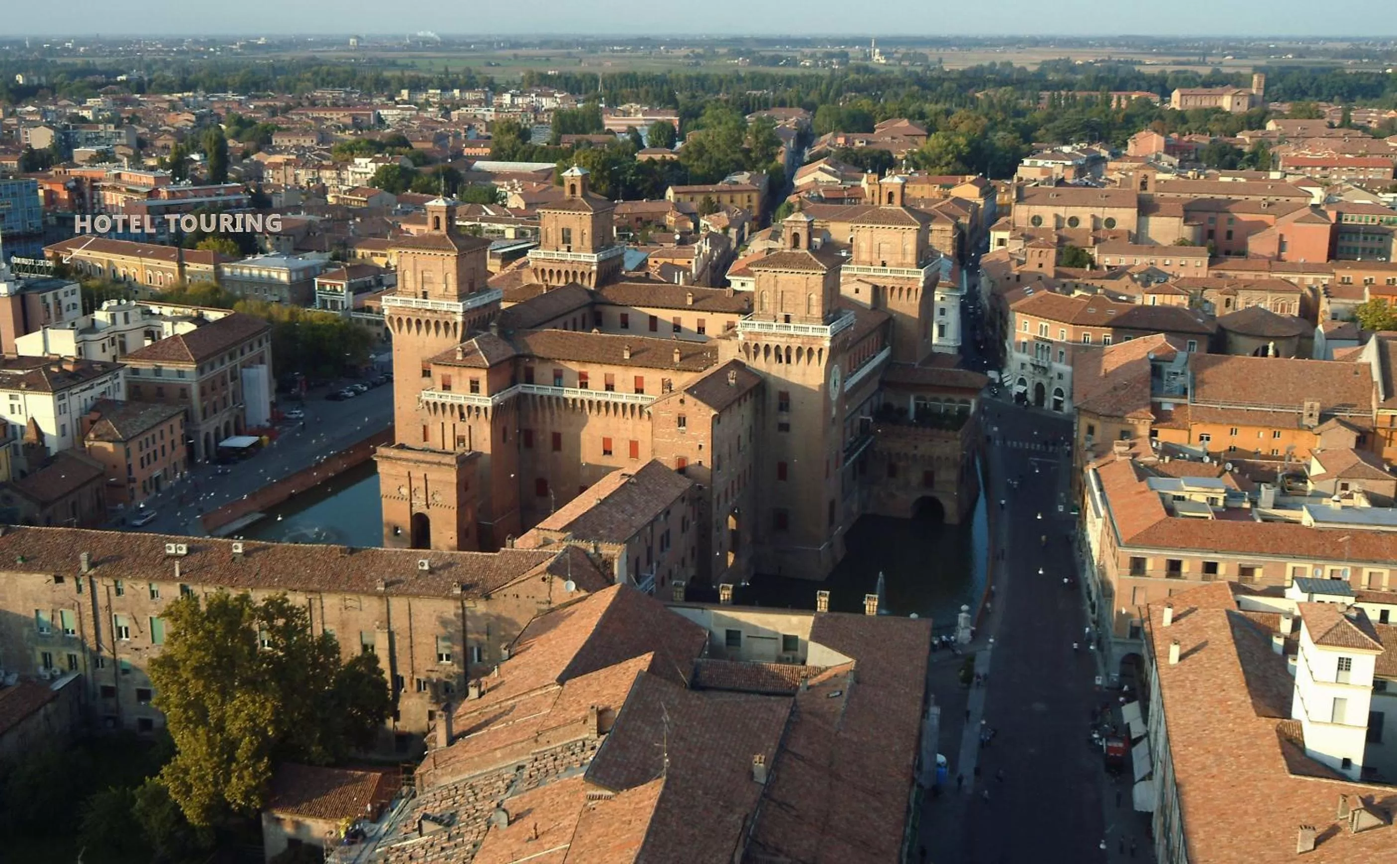 Area and facilities in Hotel Touring