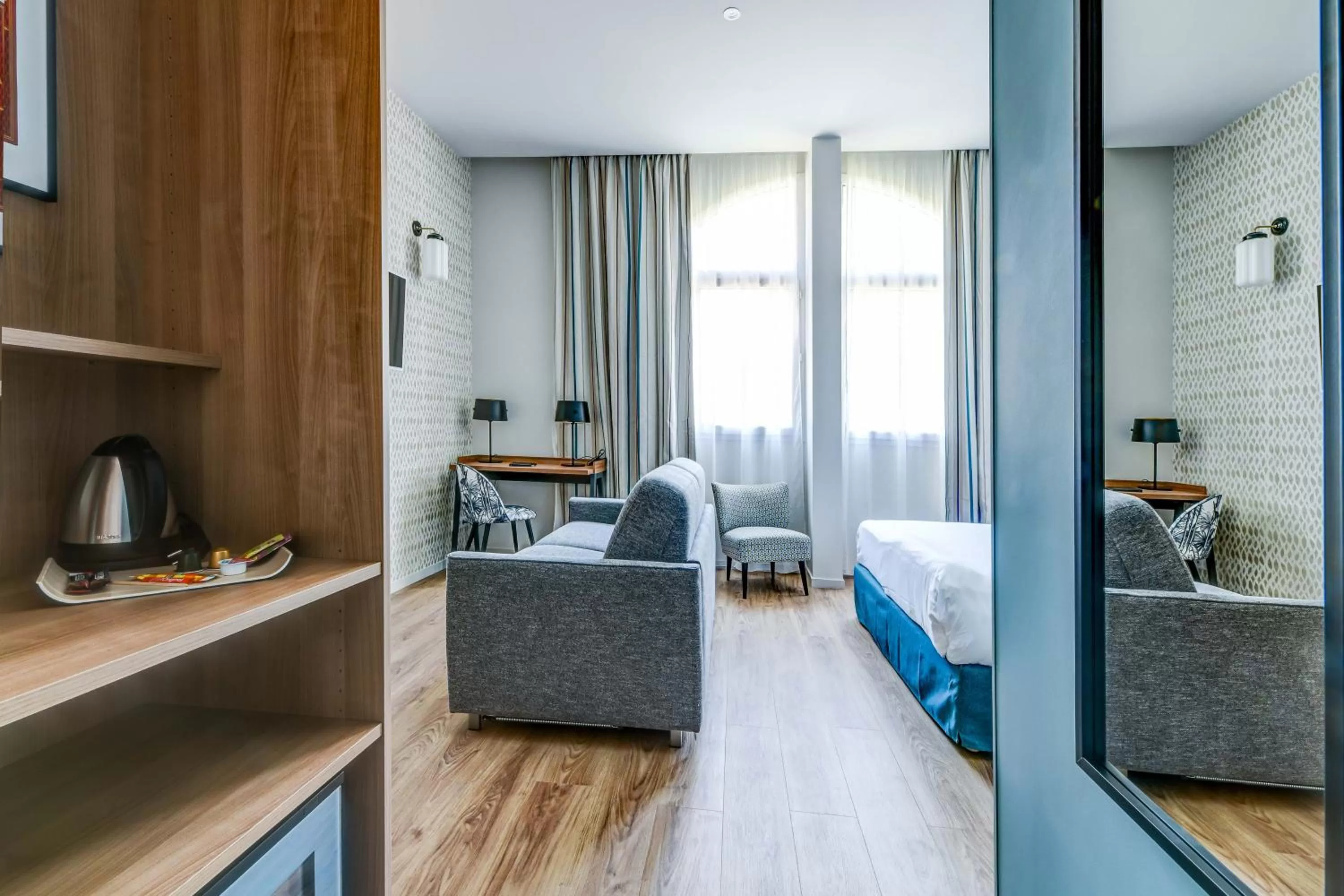 Bed in Hôtel Jules Verne Biarritz