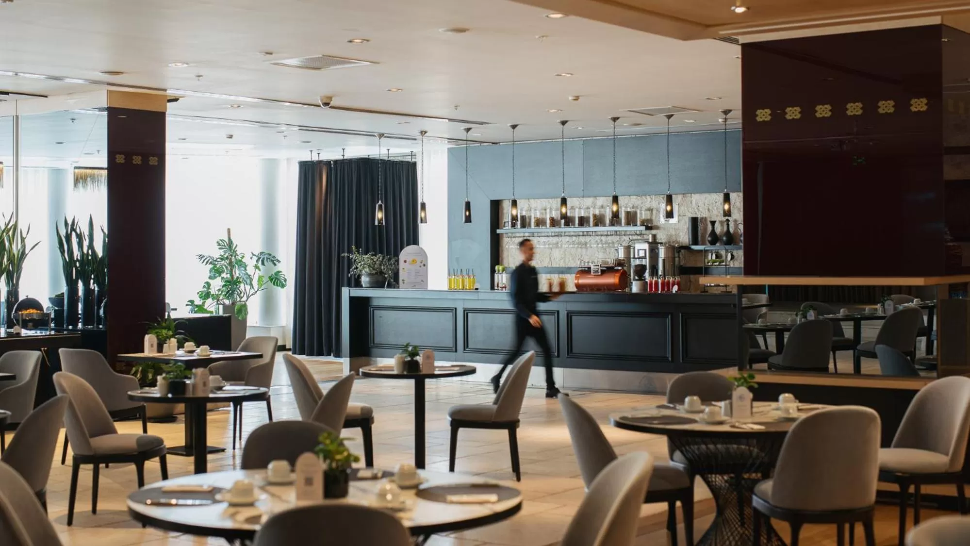 Buffet breakfast in Wyndham Ankara