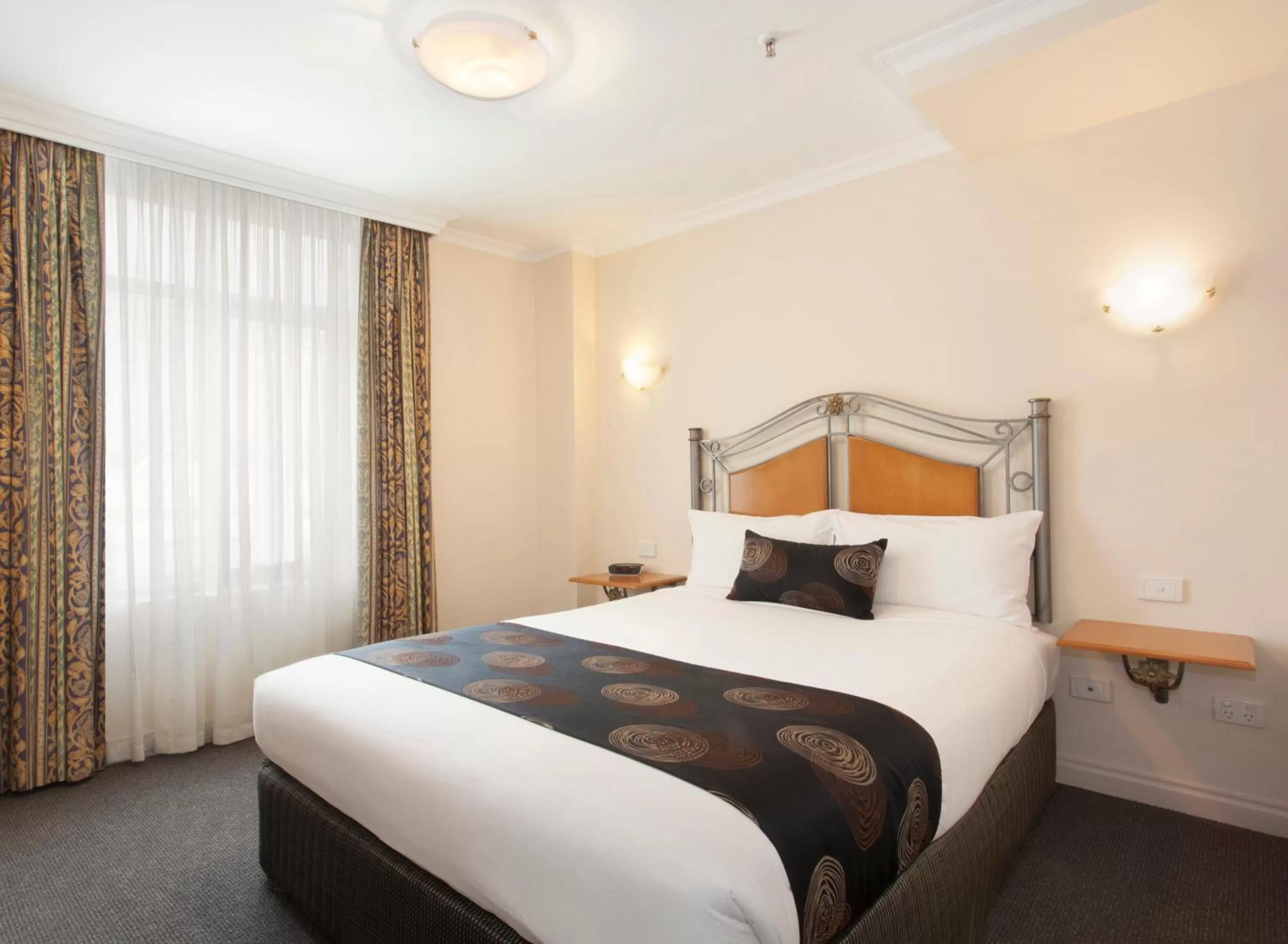 Bedroom, Bed in Melbourne Metropole Central Official