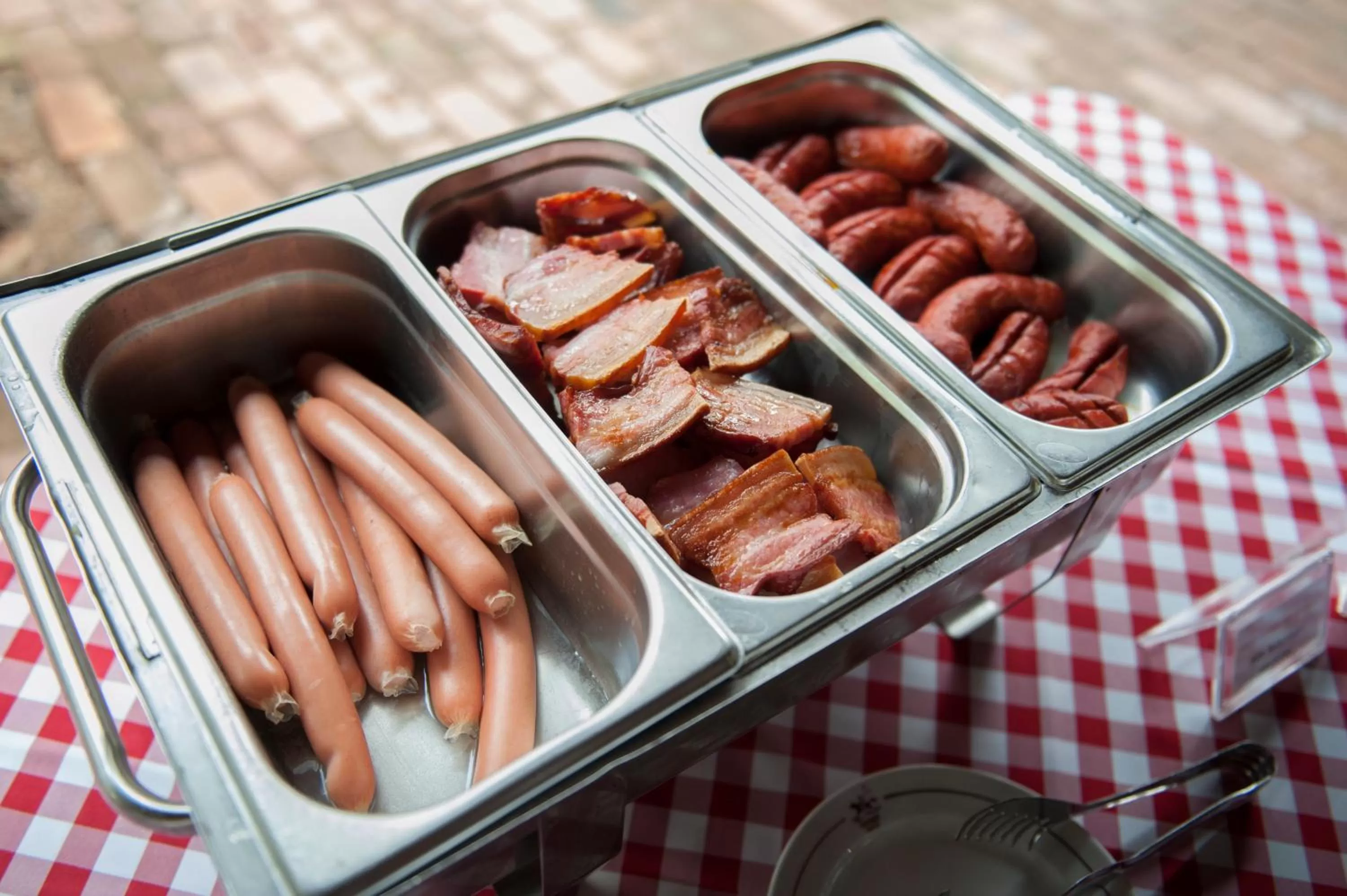 Restaurant/places to eat in Varga Tanya Hotel