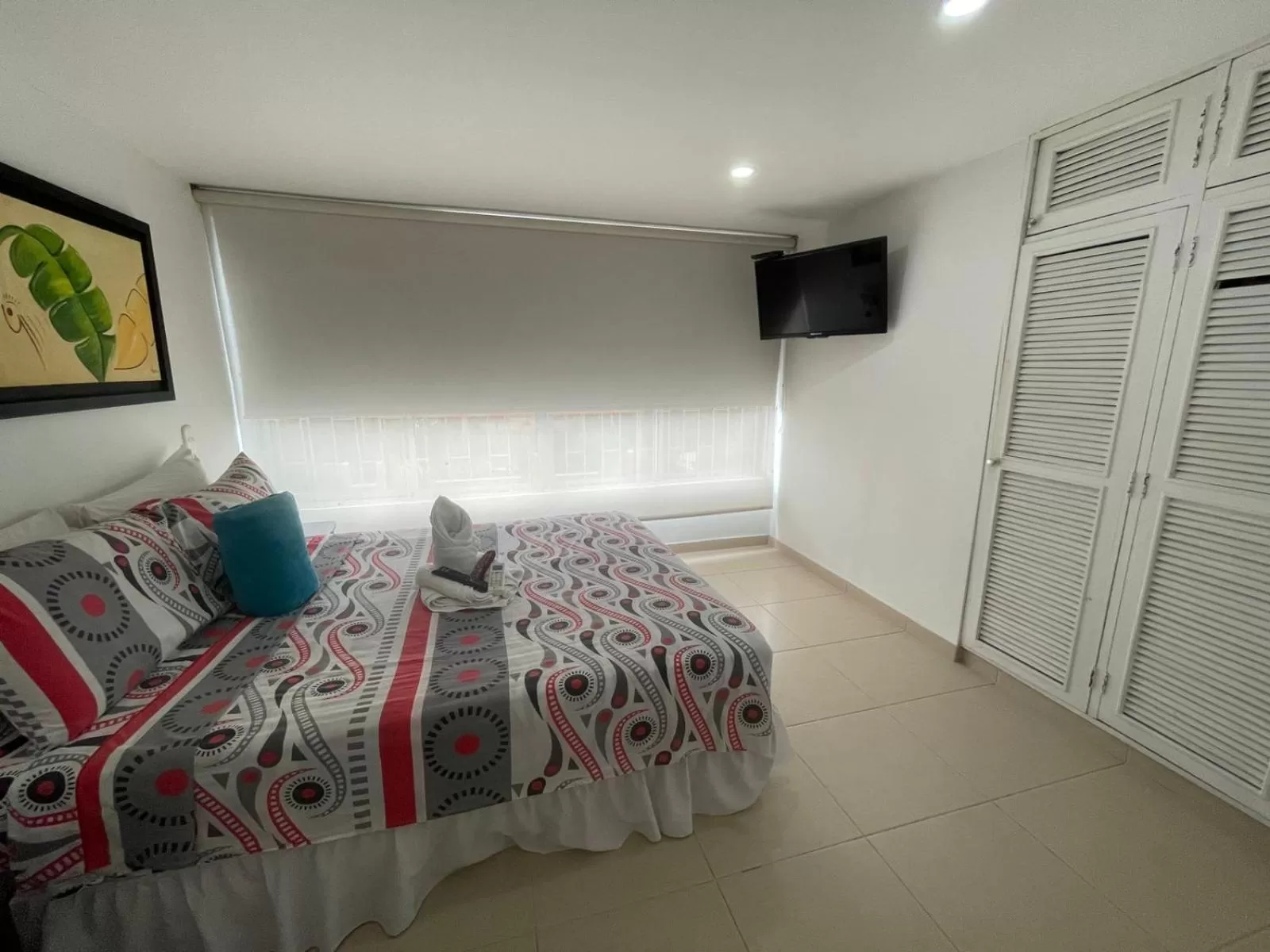 Photo of the whole room, Bed in Lindos apartaestudios y habitaciones en Ibague