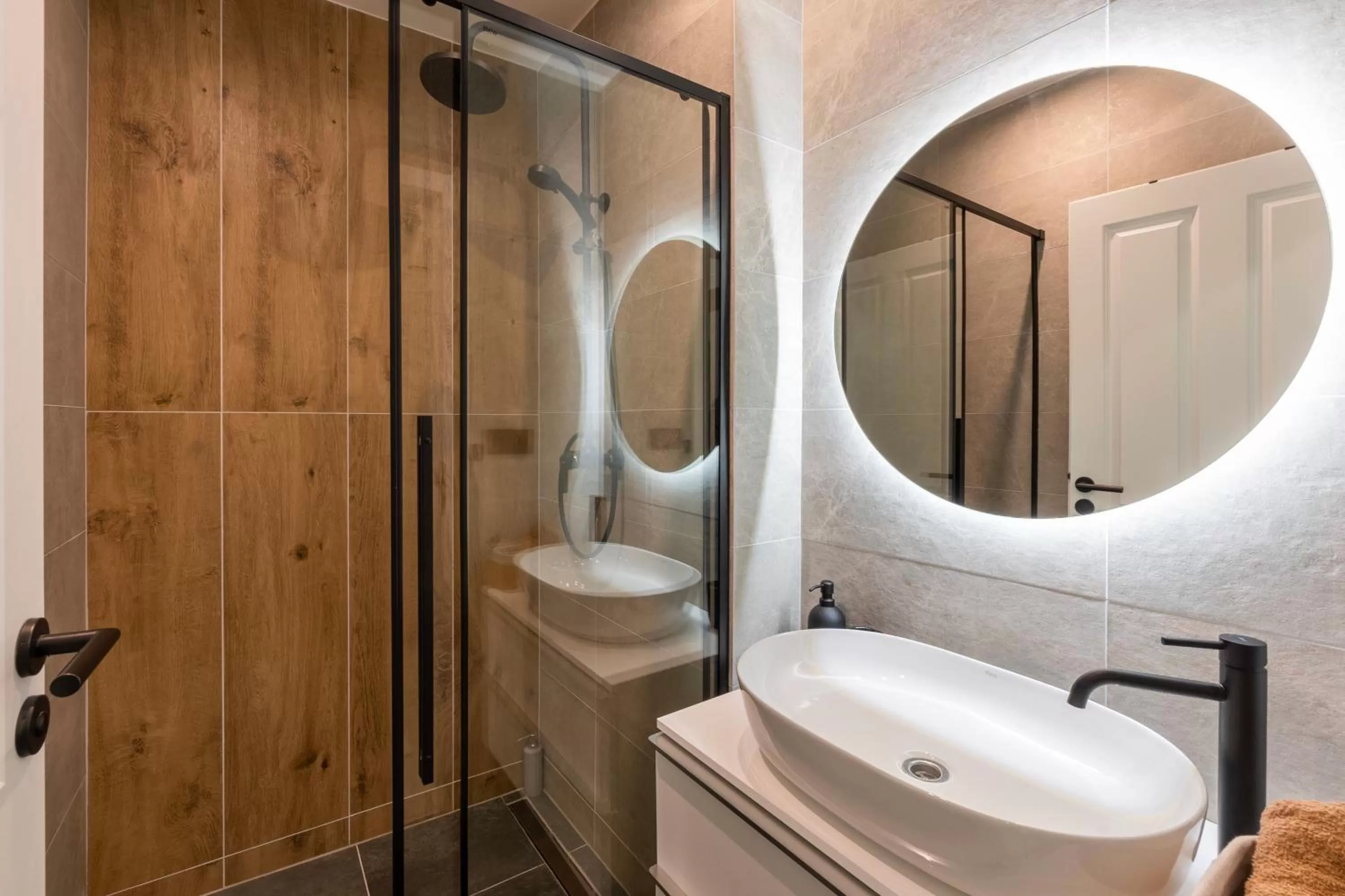 Shower in Wellness Apartmány Vila Republika