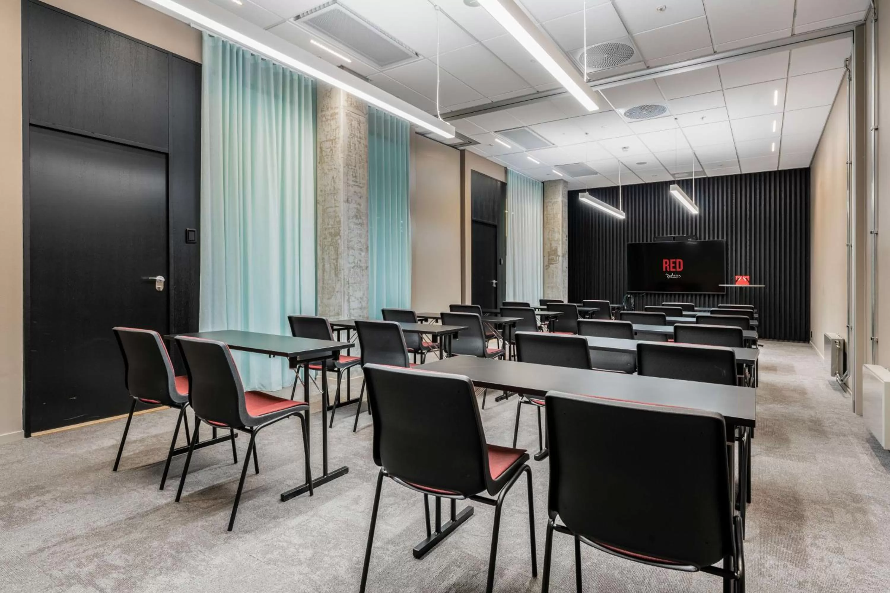 Meeting/conference room in Radisson RED Oslo Økern