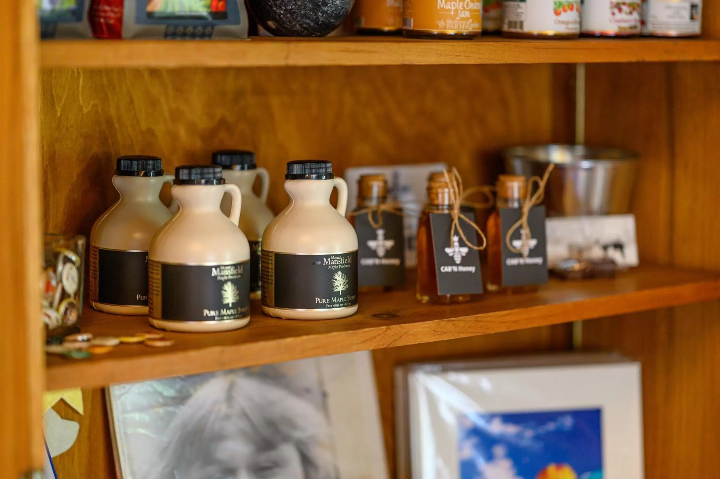 Decorative detail in Brass Lantern Inn