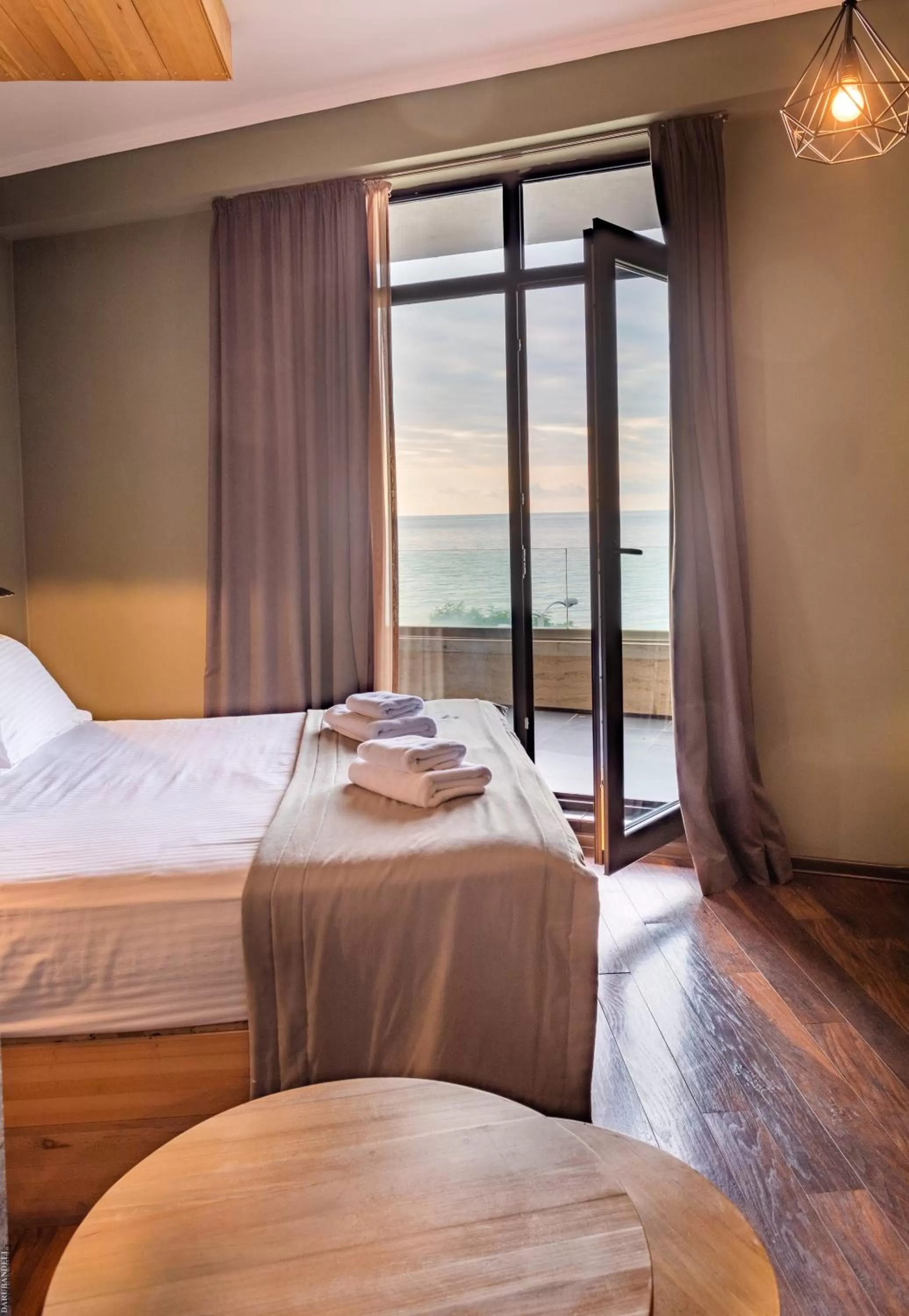 Photo of the whole room in Boulevardside