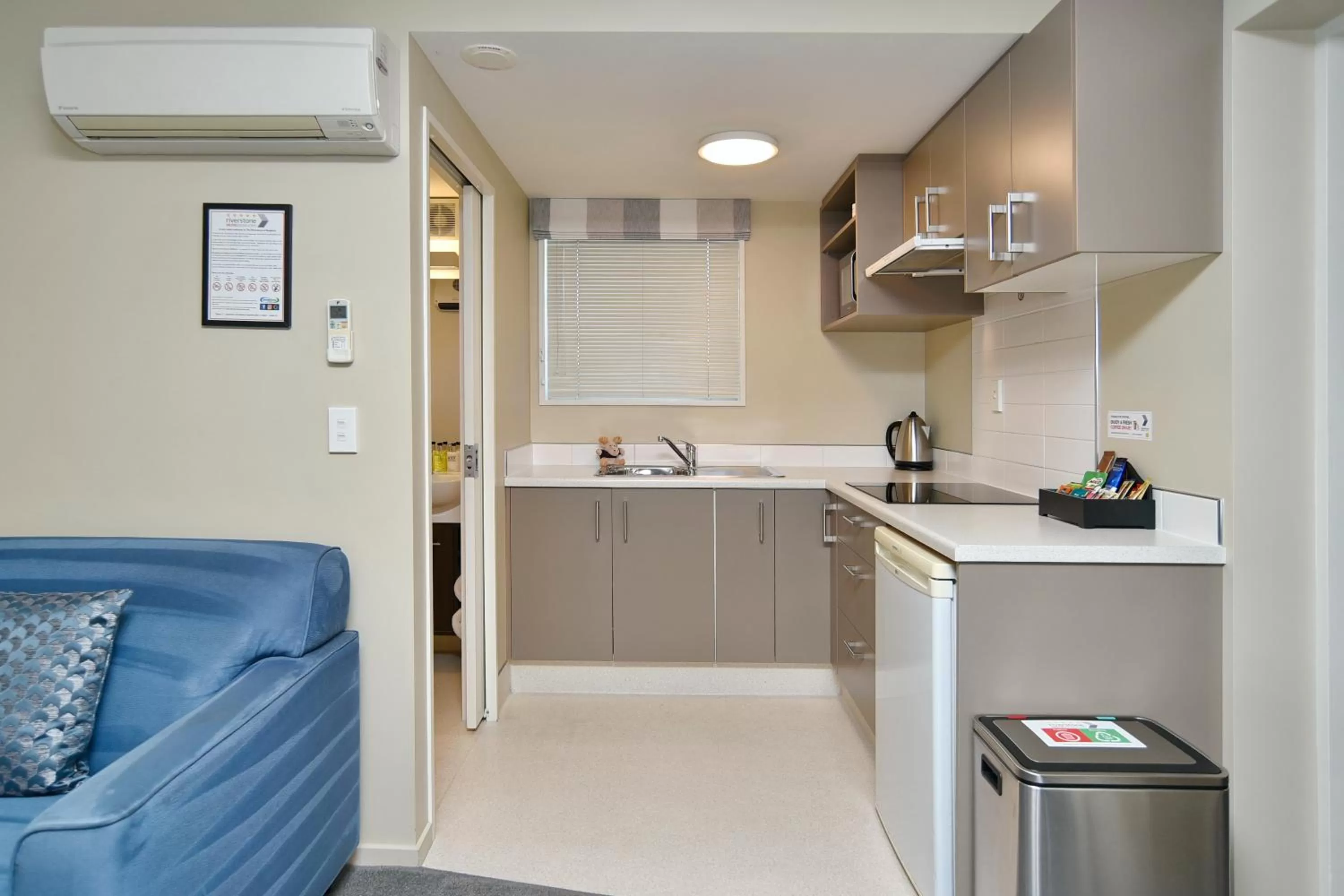 Coffee/tea facilities, Kitchen/Kitchenette in The Riverstone