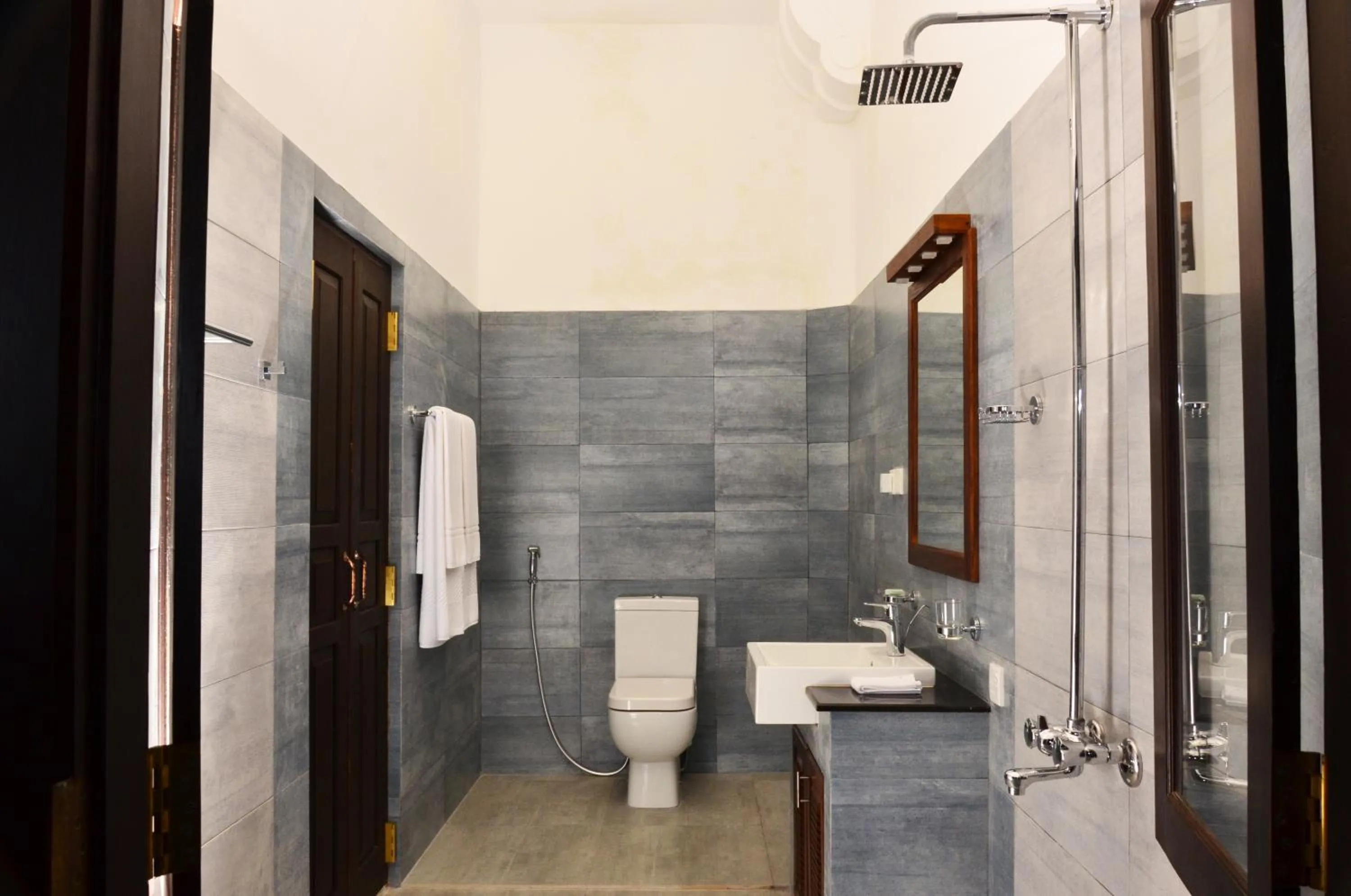 Bathroom in 56 by Deco - Galle Fort